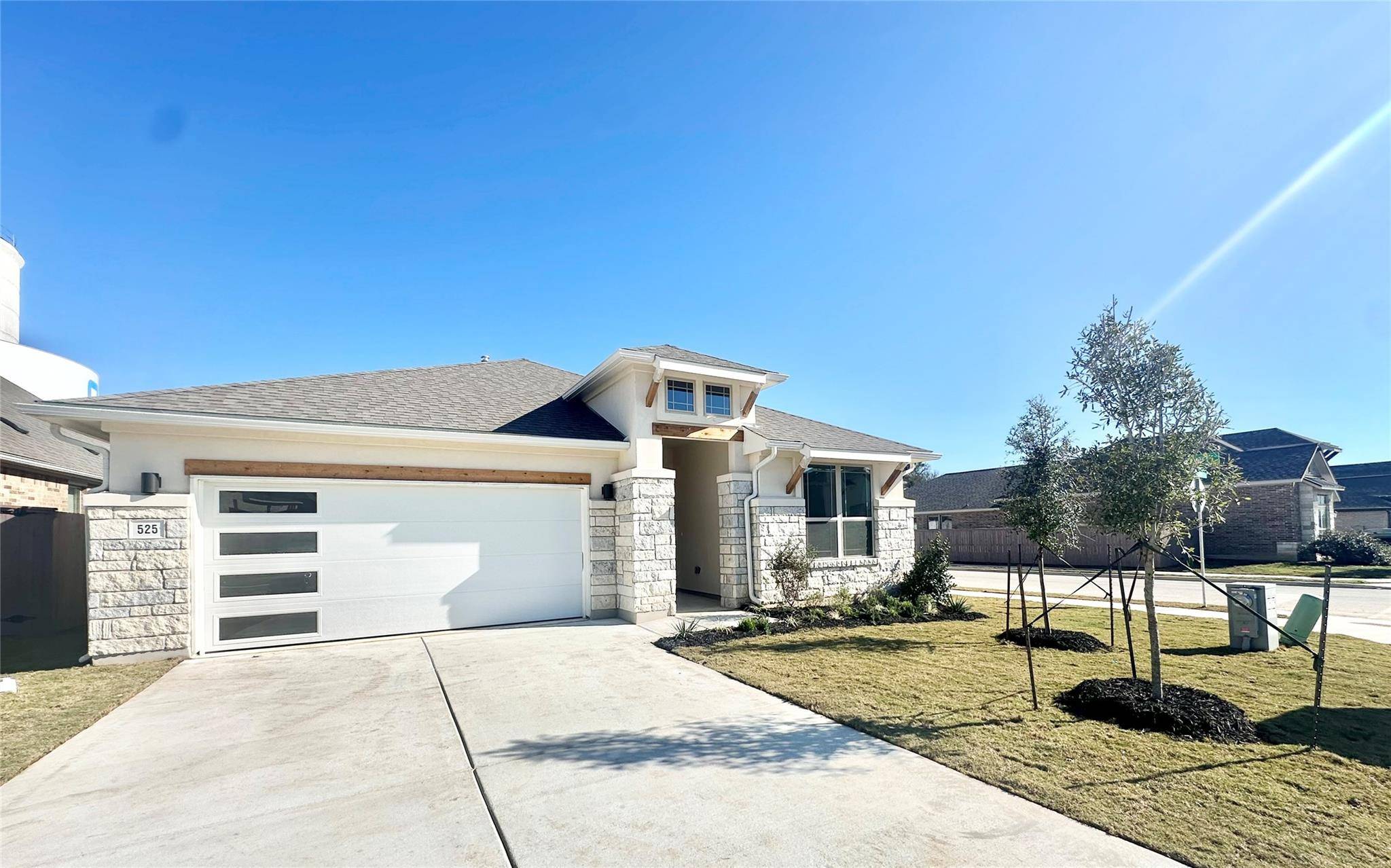 525 Jefferson DR, Kyle, TX 78640