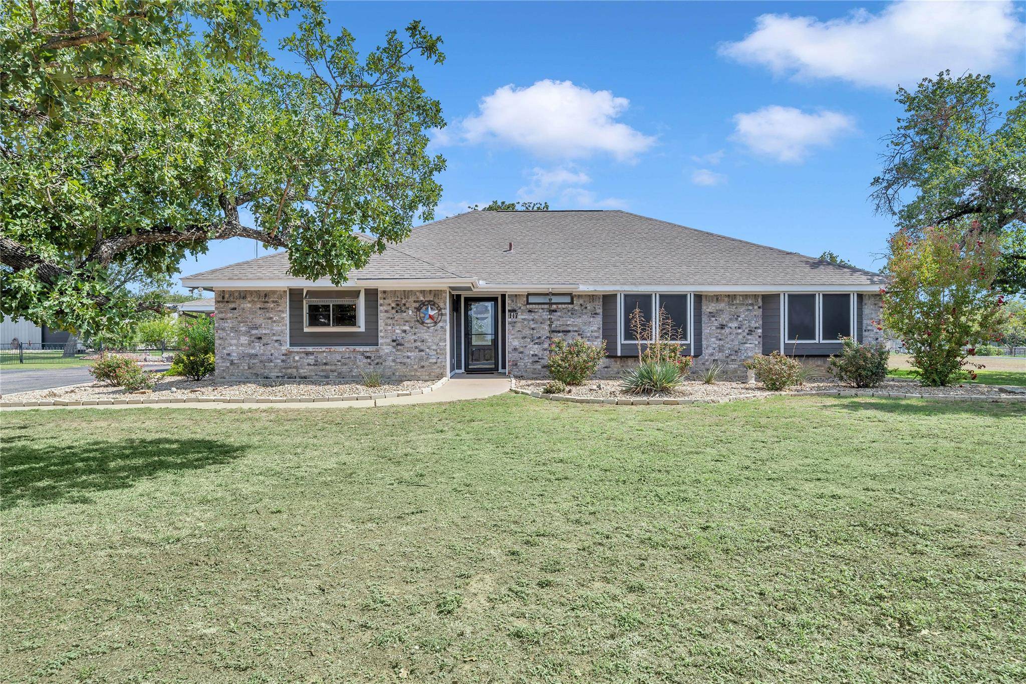 117 Tierra Verde, Marble Falls, TX 78654