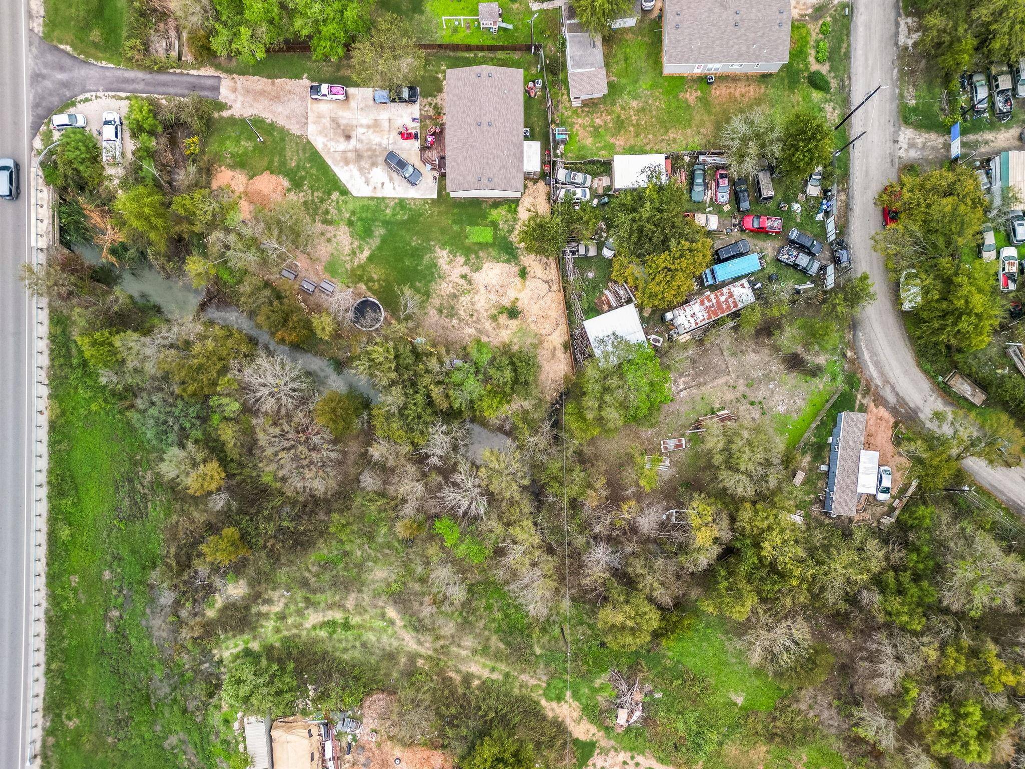 324 Knox DR, Buda, TX 78610