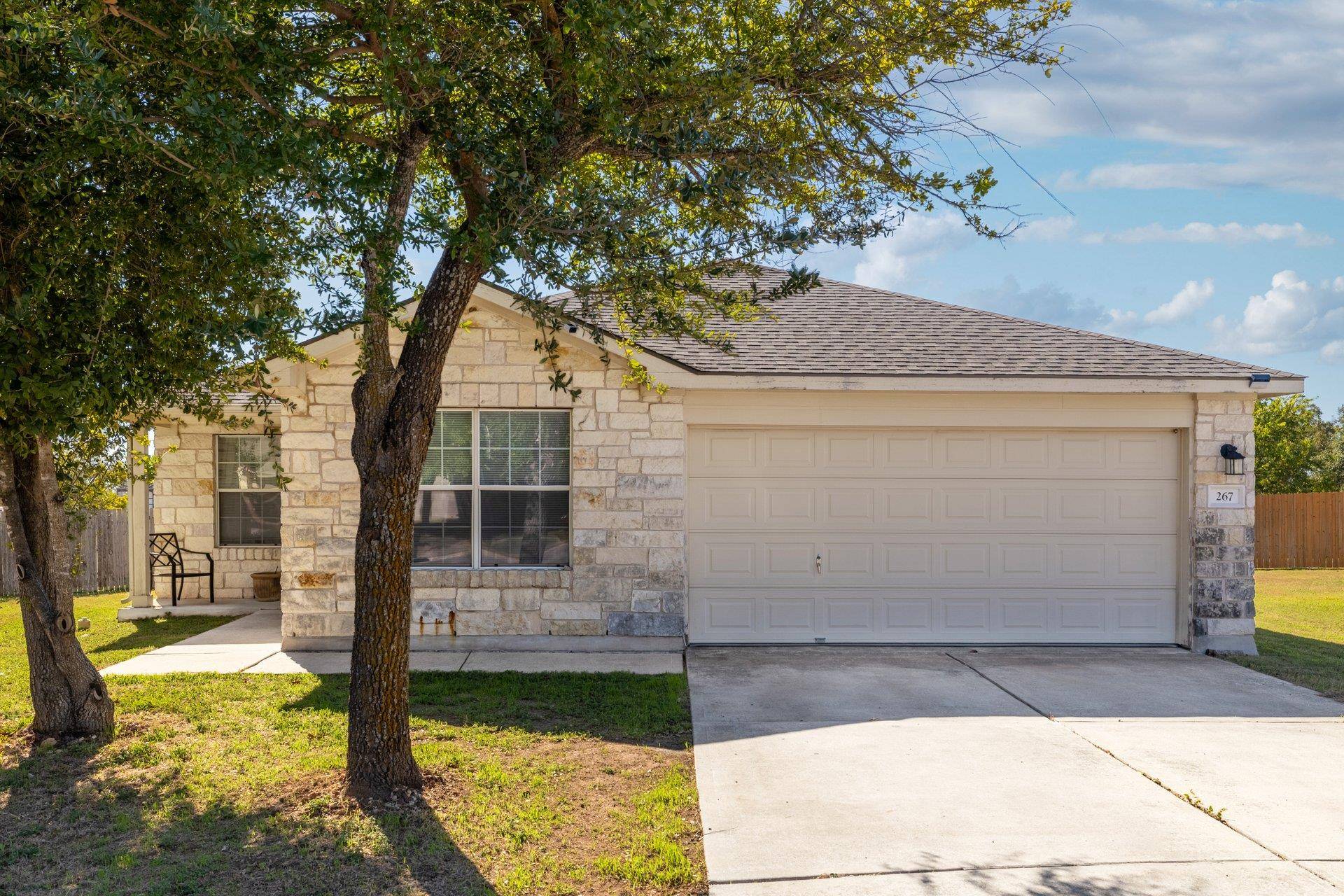 267 Drystone TRL, Liberty Hill, TX 78642