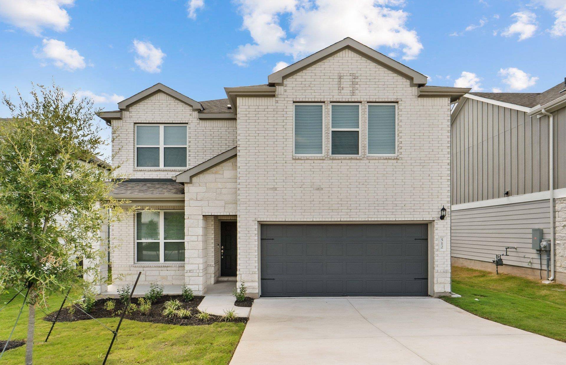 512 Madelines Meadow LN, Georgetown, TX 78626