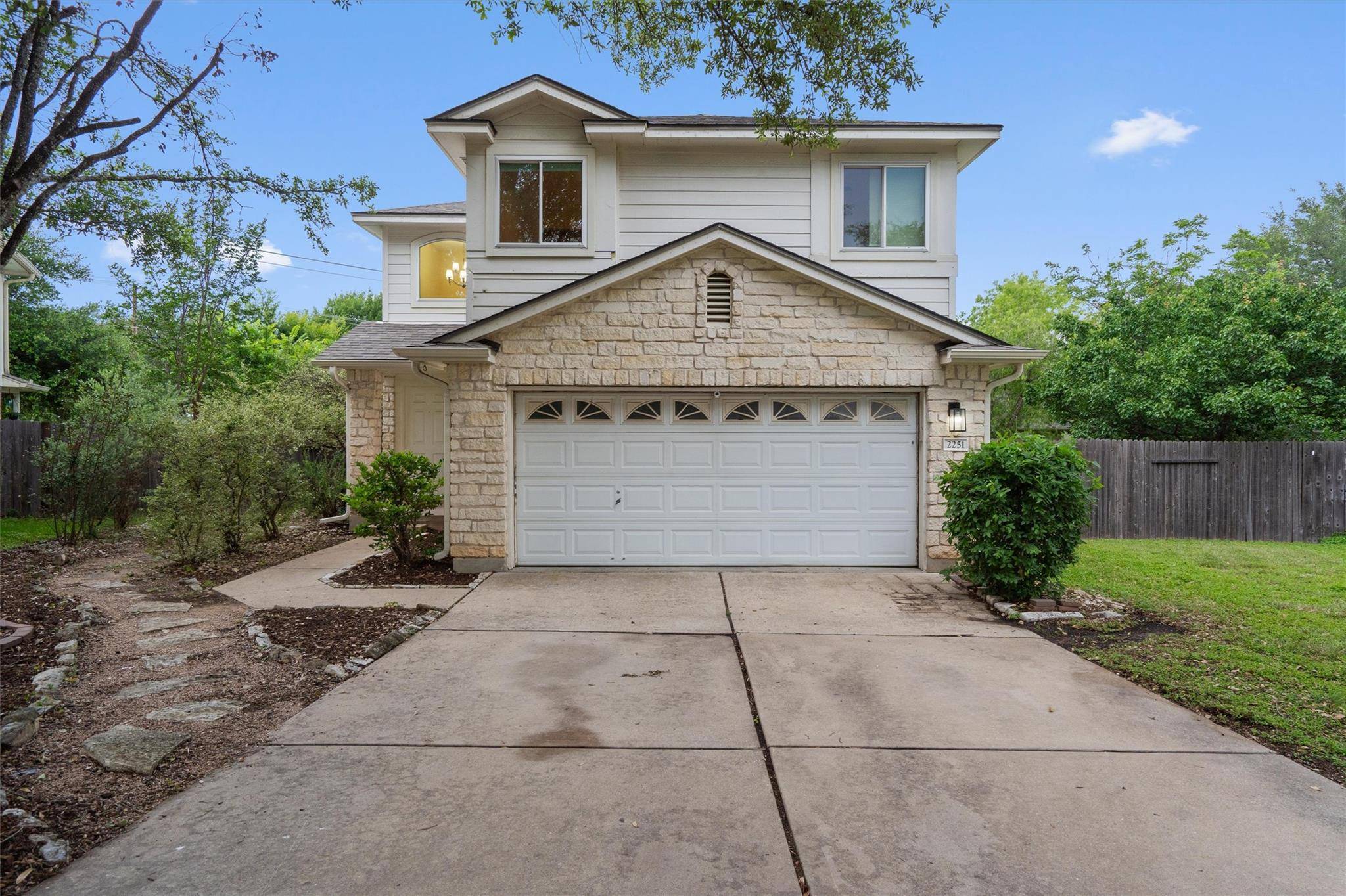 2251 Ada LN, Round Rock, TX 78664
