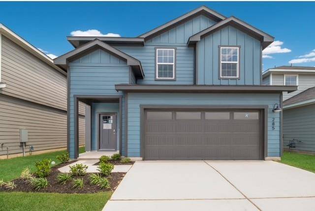 285 Ebbsfleet DR, Uhland, TX 78640