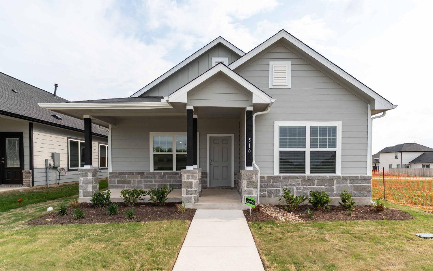 510 Timber Brook DR, Hutto, TX 78634