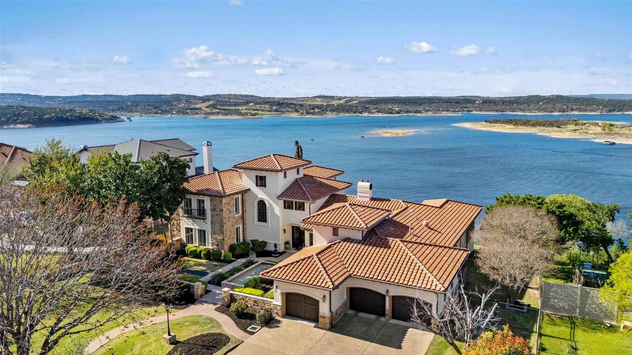 5 Water Front Ave, Lakeway, TX 78734