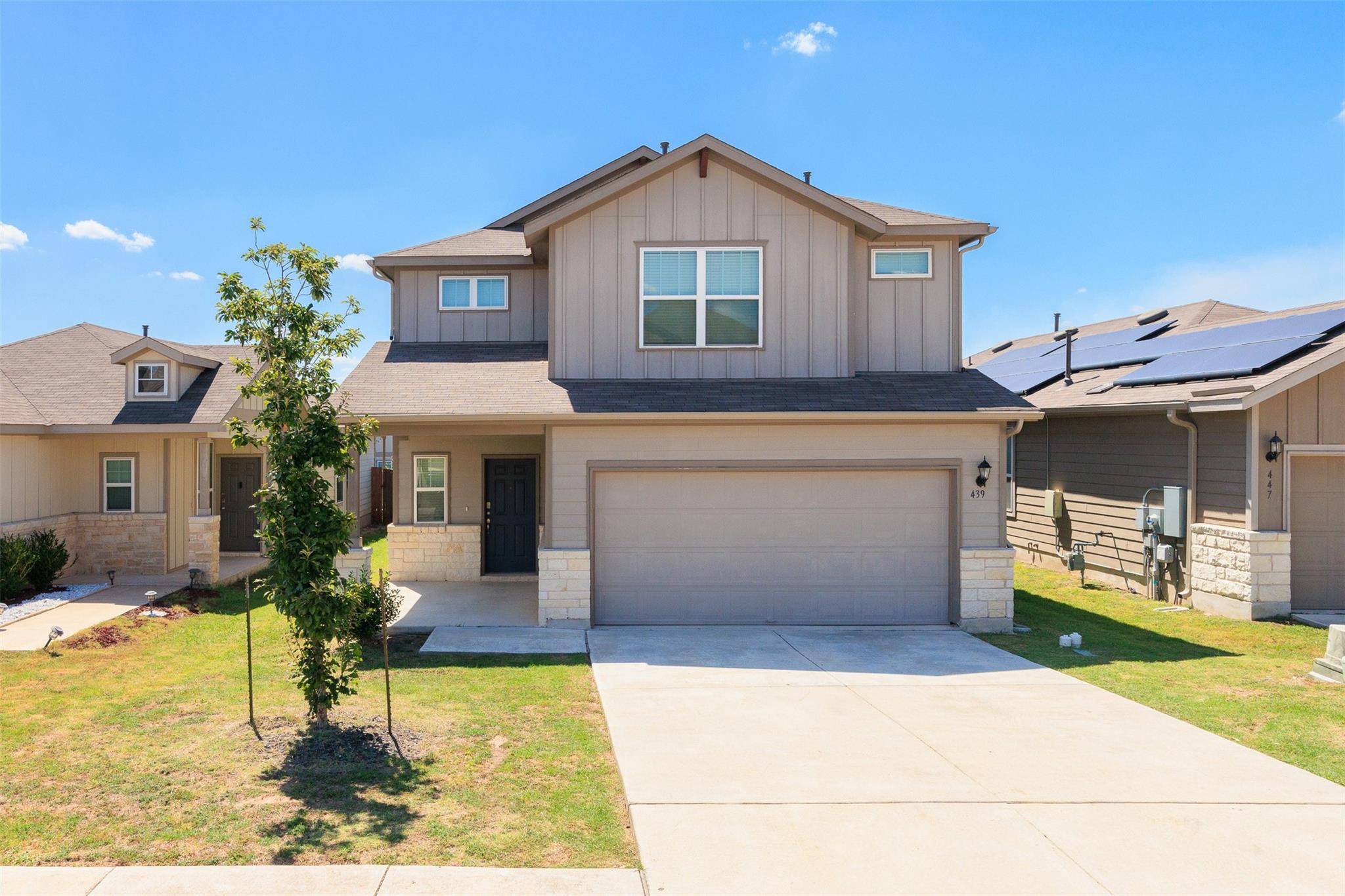 439 Thornless CIR, Buda, TX 78610