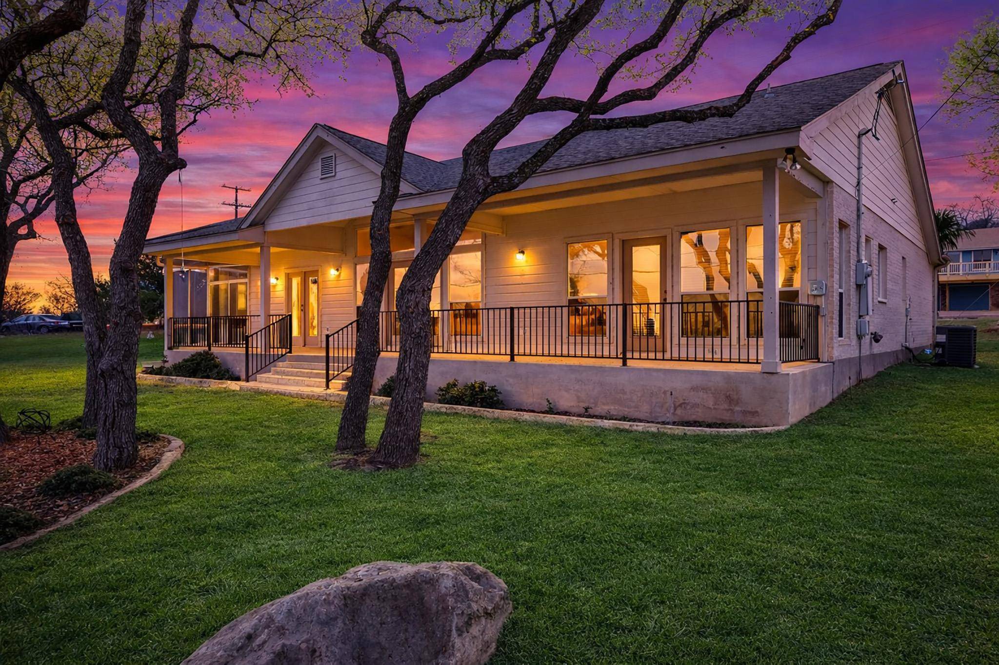 21002 Boggy Ford RD, Lago Vista, TX 78645