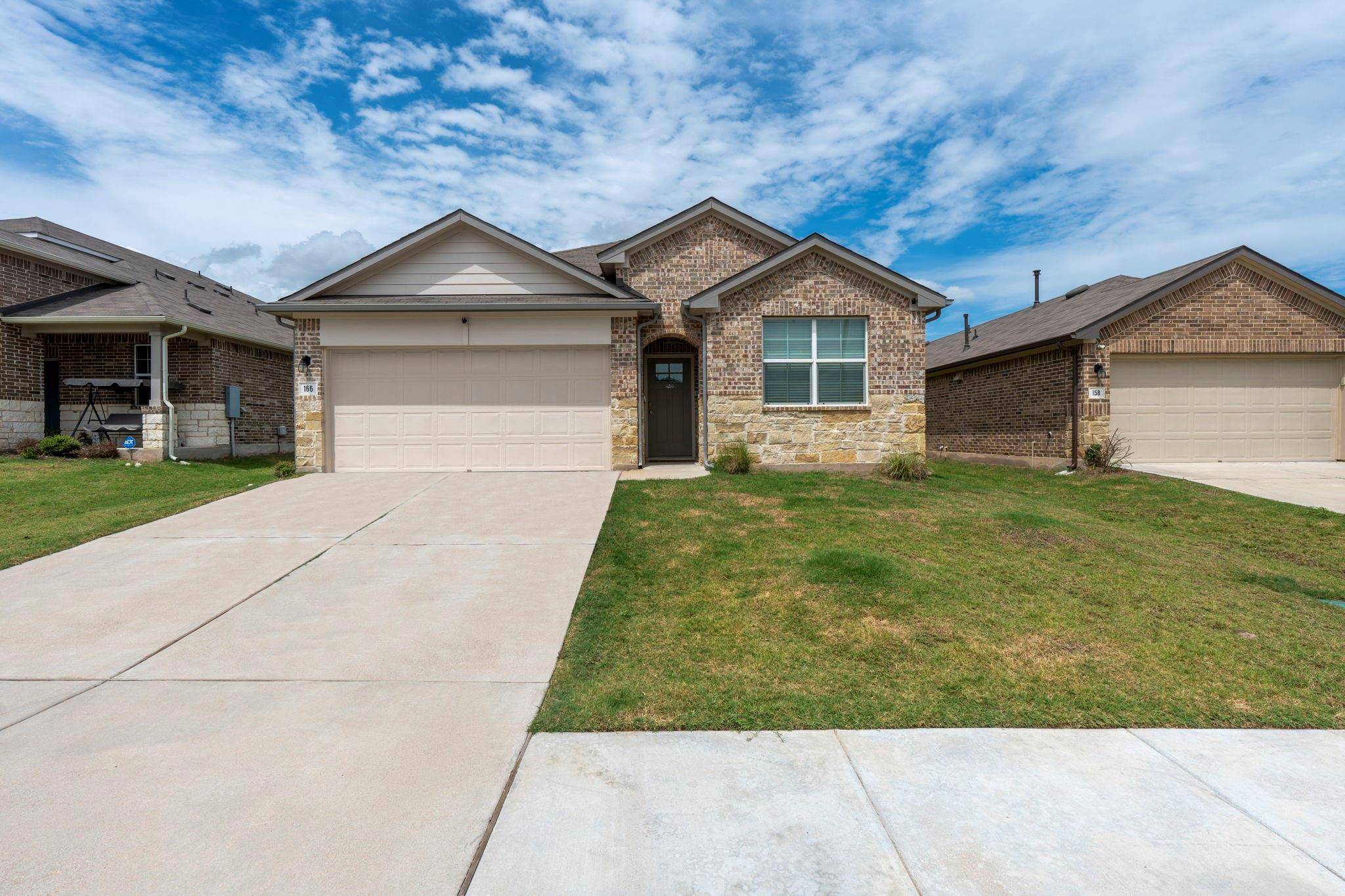 166 Jayden DR, Kyle, TX 78640