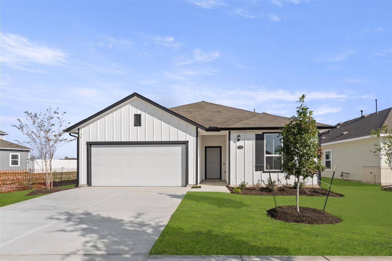 1318 Teychas DR, Kyle, TX 78640