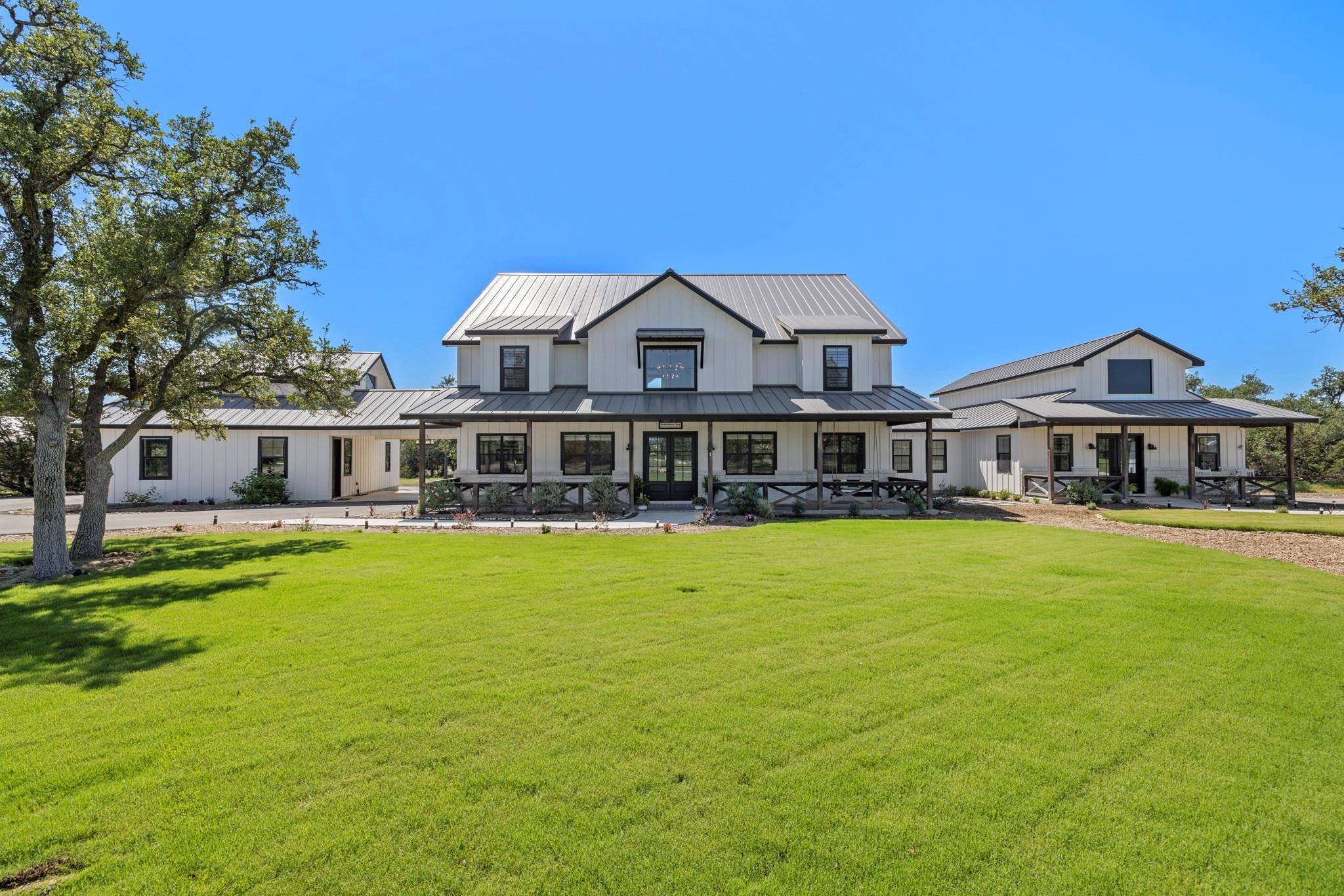 464 Inspiration LOOP, Fredericksburg, TX 78624