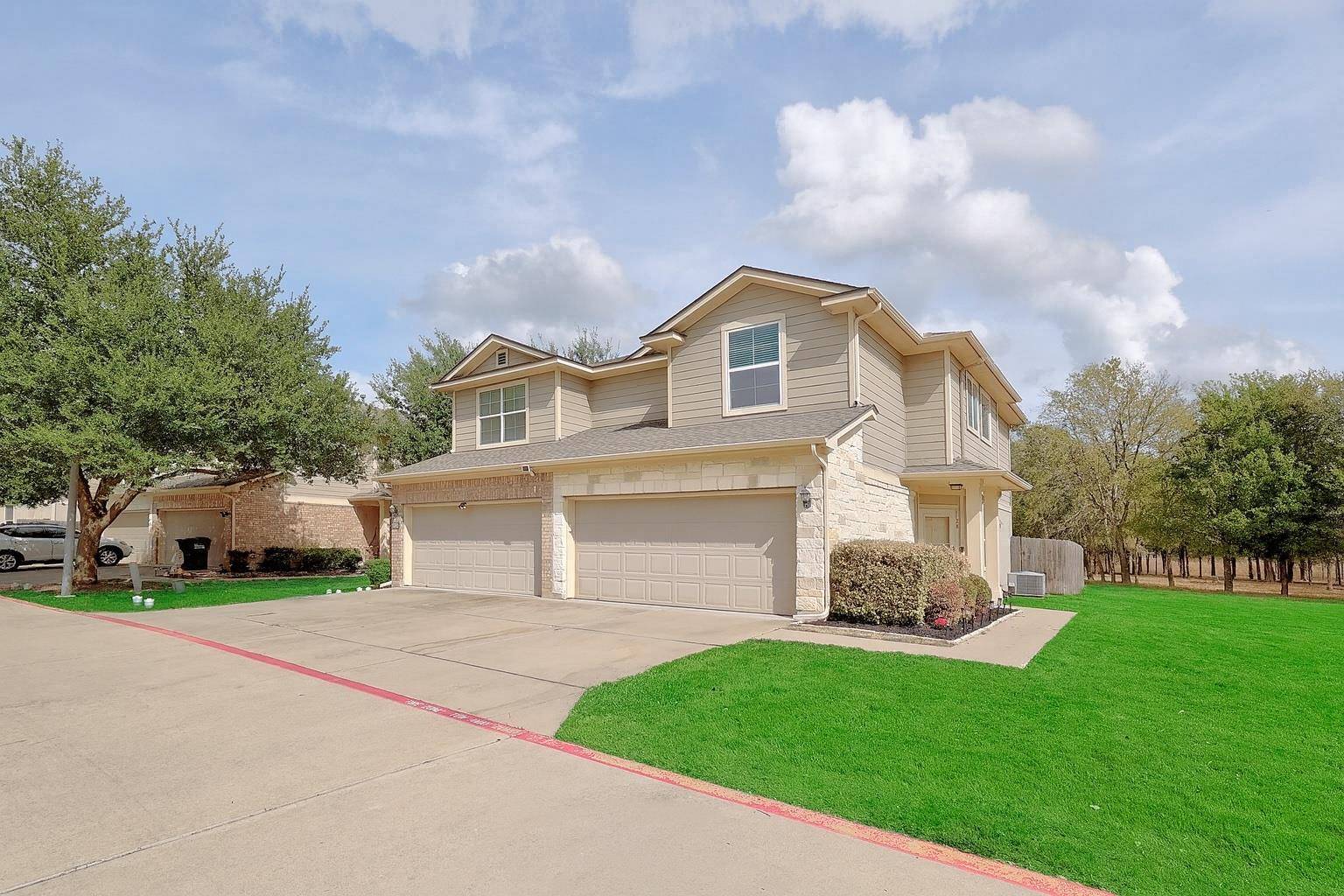 812 Emily Dickenson PL #B, Pflugerville, TX 78660