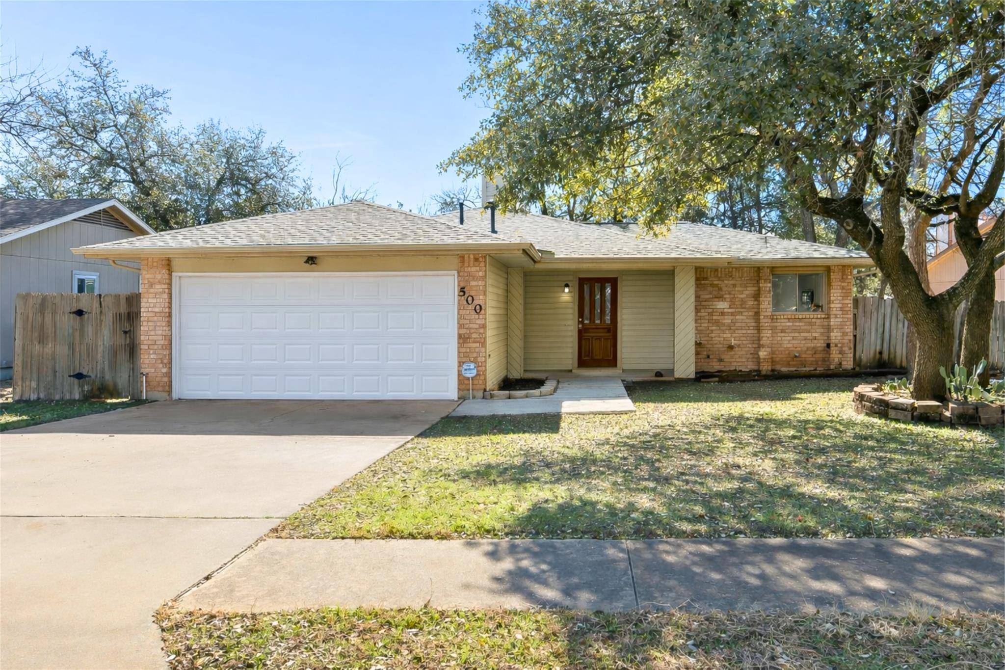 500 Honeysuckle DR, Cedar Park, TX 78613