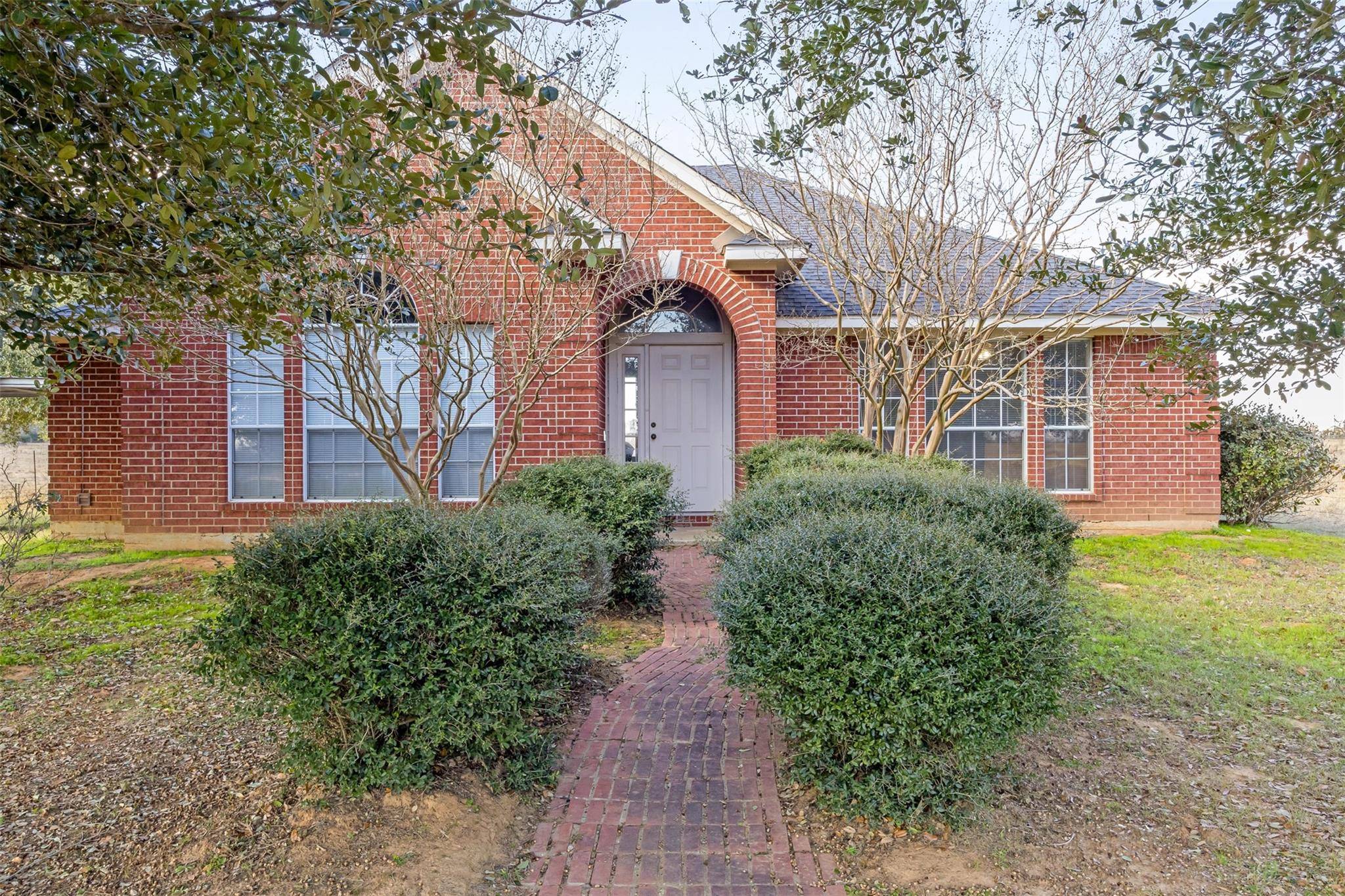 13551 E Highway 79, Gause, TX 77857