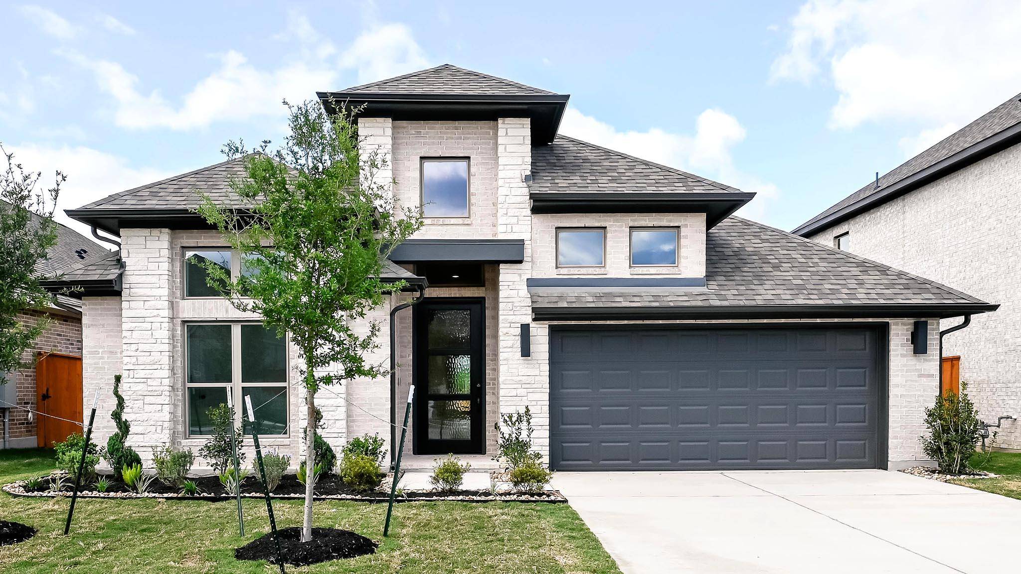 618 Bay Breeze DR, Kyle, TX 78640