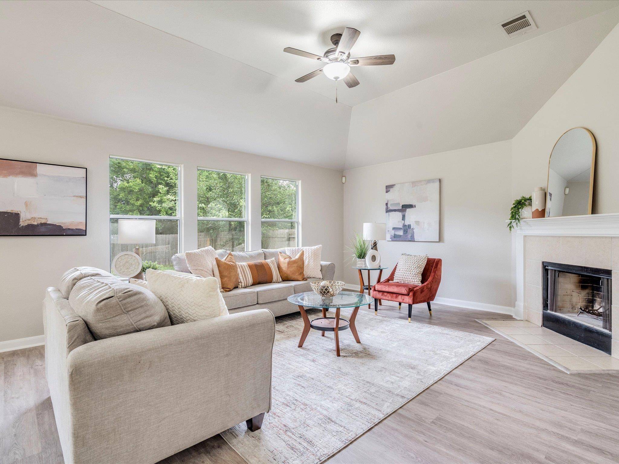 105 Plumbago DR, Pflugerville, TX 78660