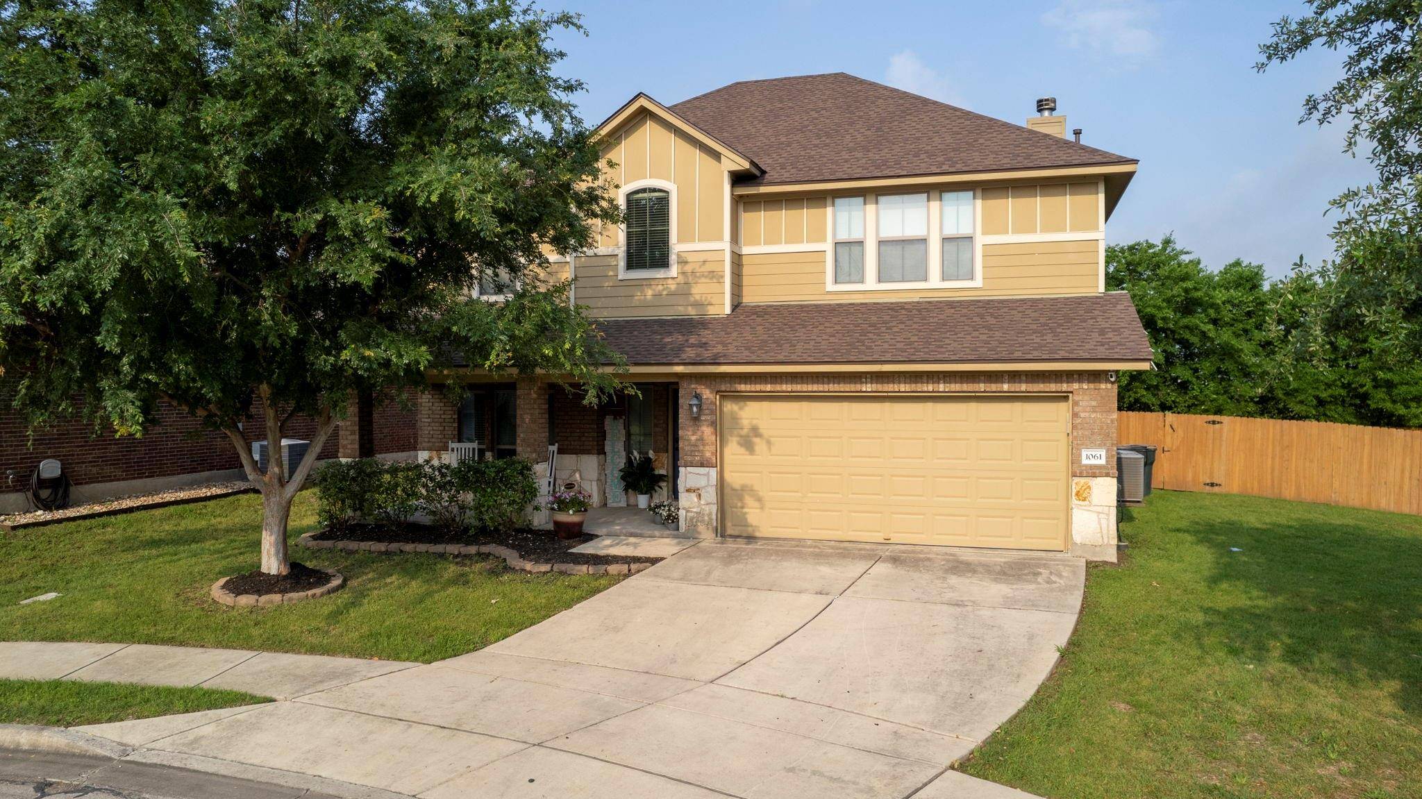 1061 Hot Spring VLY, Buda, TX 78610