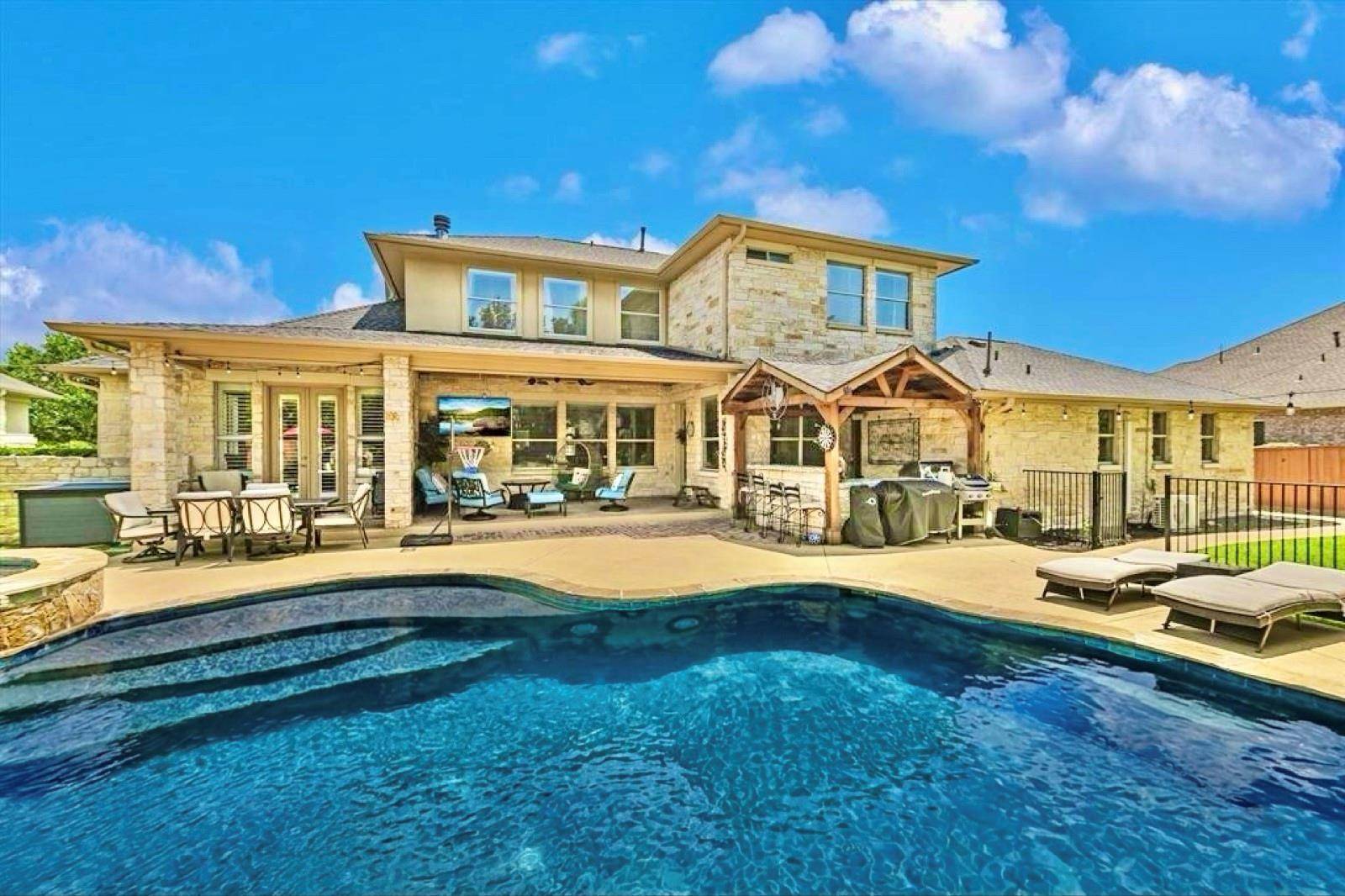 2504 Donner PATH, Round Rock, TX 78681