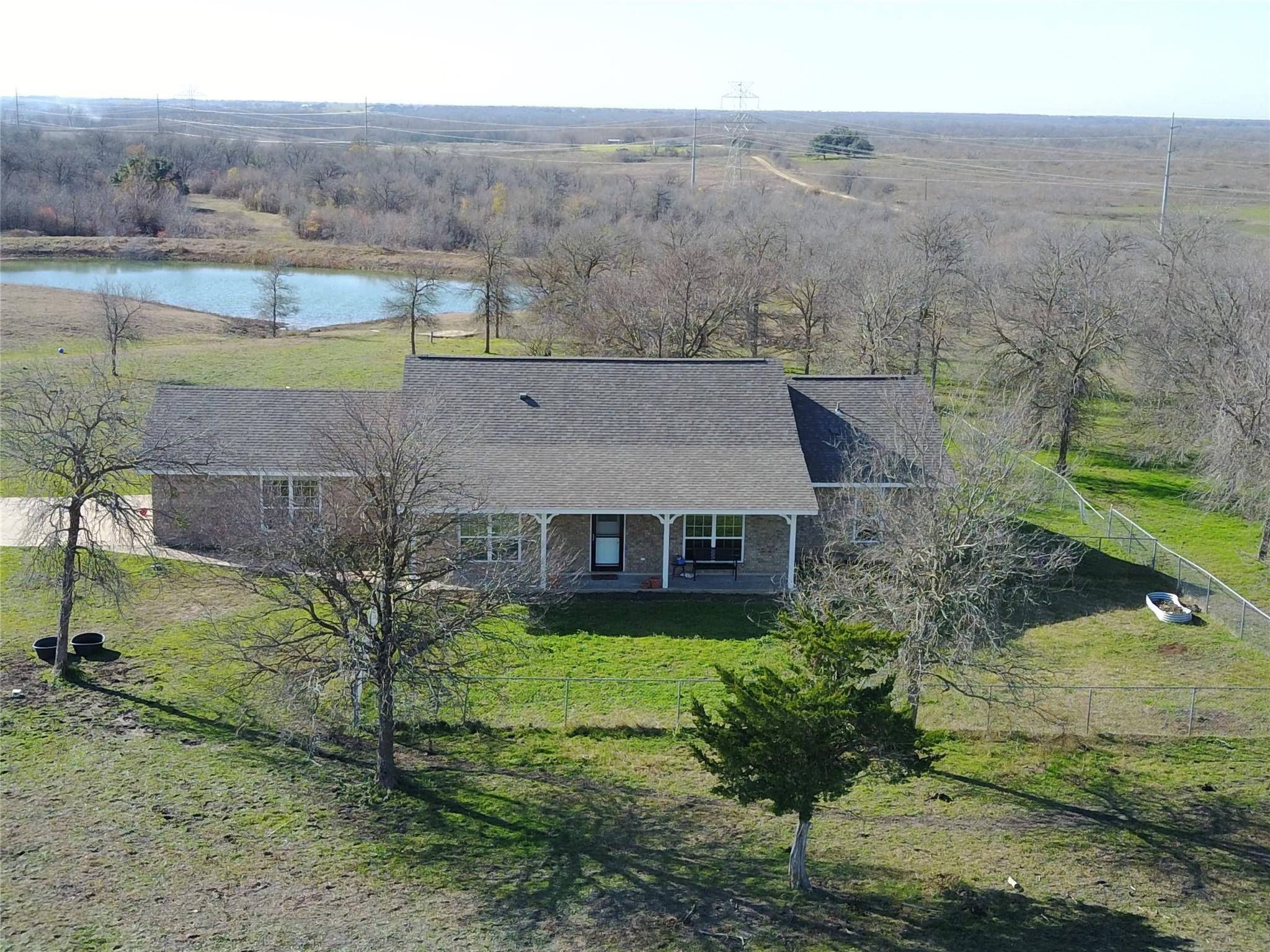 1903 County Road 104, Buckholts, TX 76518