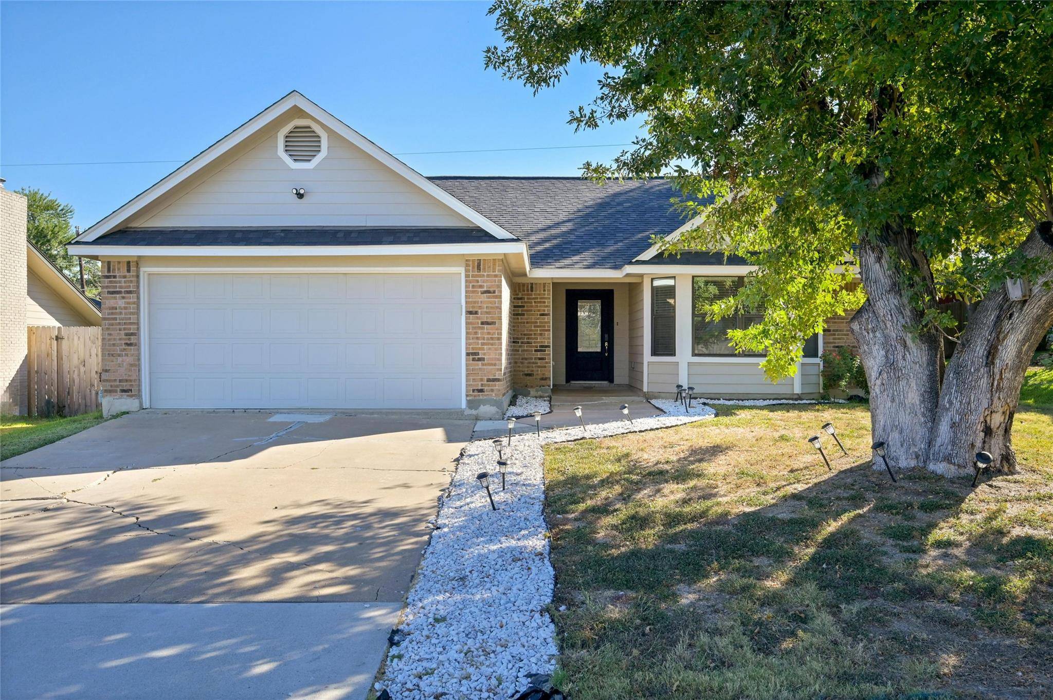 2007 Oxford BLVD, Round Rock, TX 78664