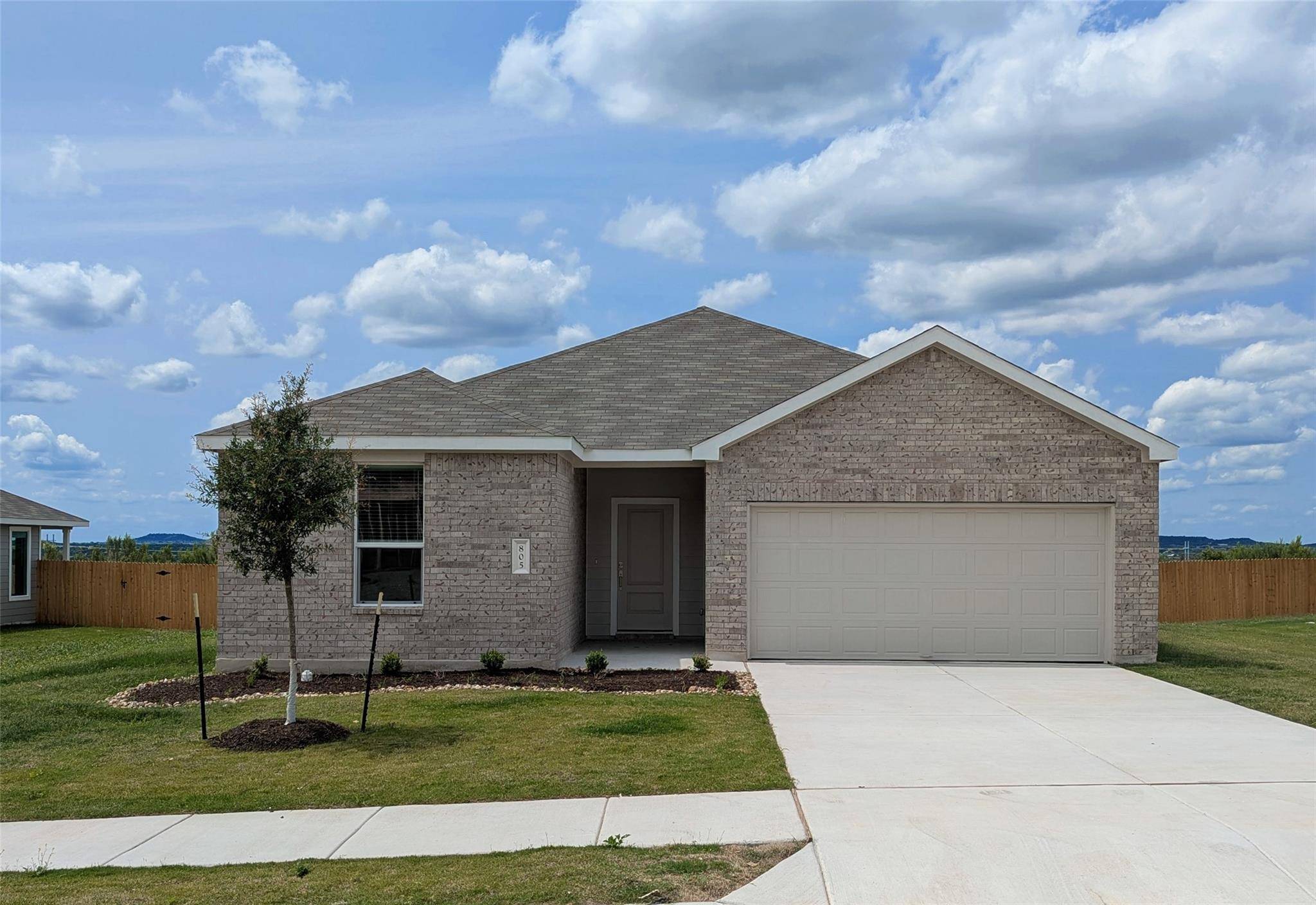 805 Bobby Lou LN, Copperas Cove, TX 76522