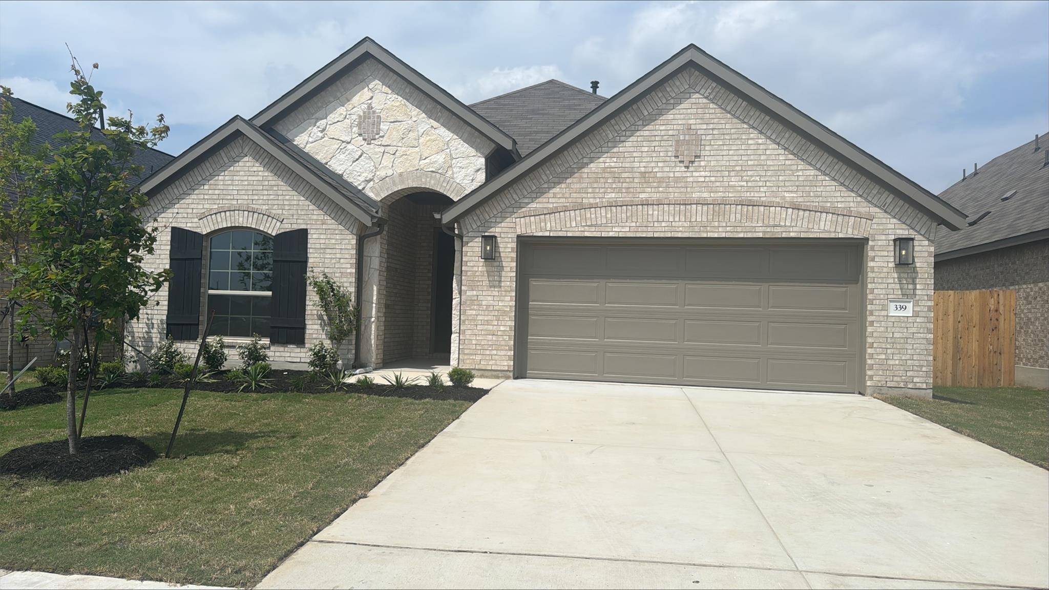 339 Durian LOOP, Buda, TX 78610