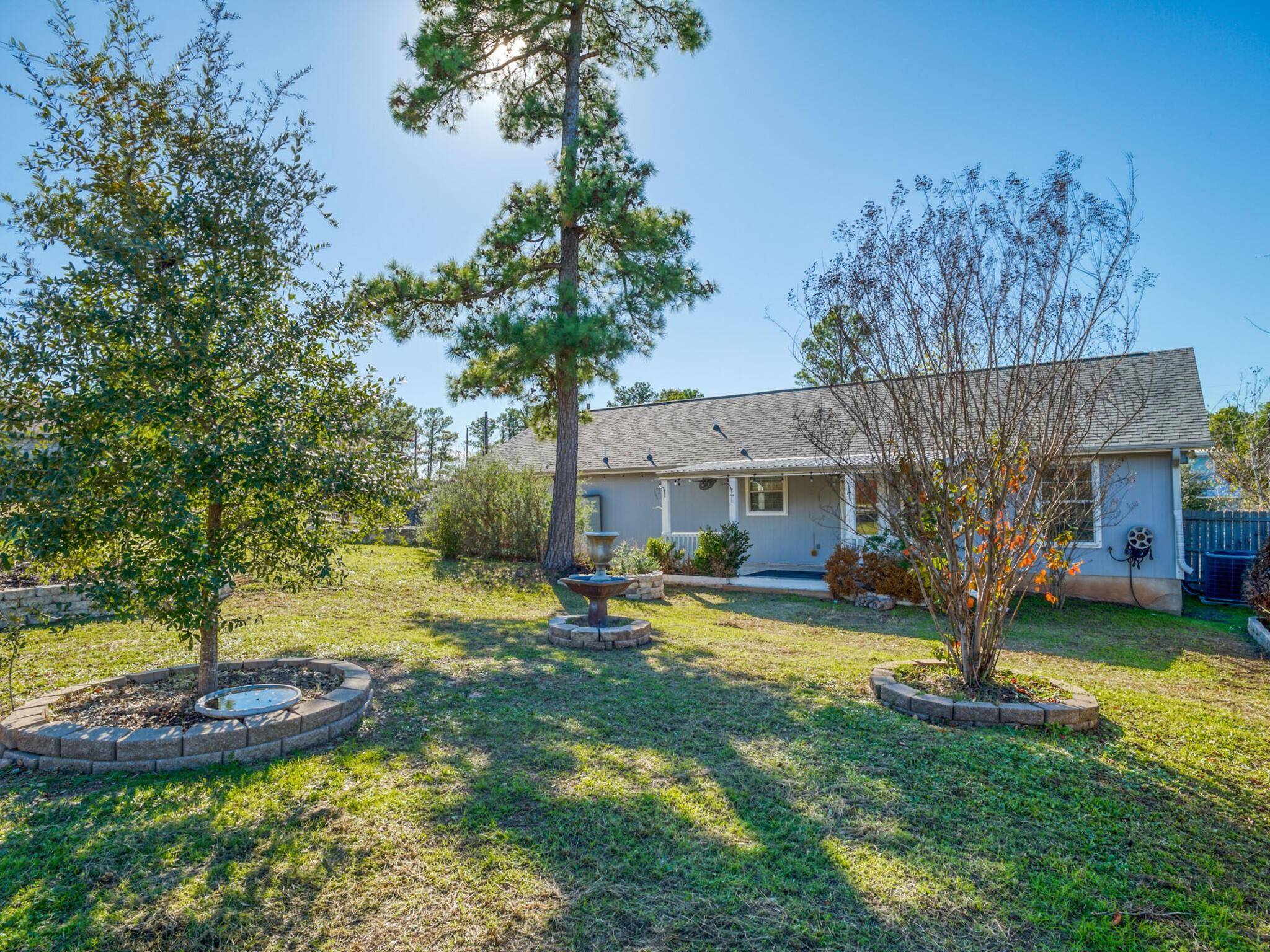219 Kona DR, Bastrop, TX 78602