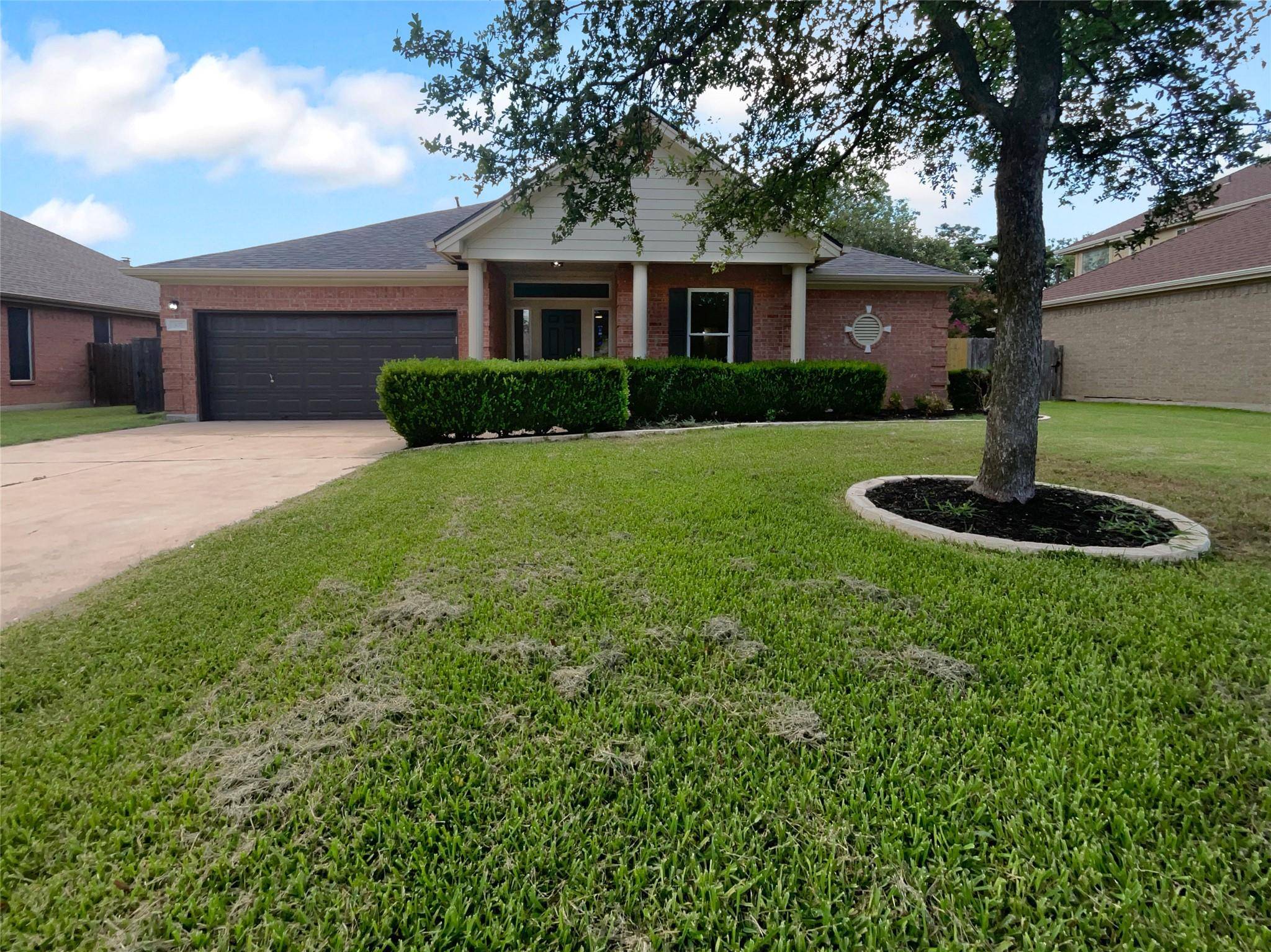 307 Steeplechase DR, Georgetown, TX 78626