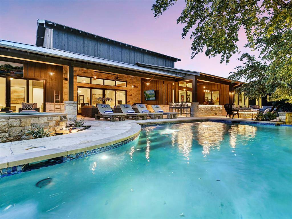 1801 Poco Bueno CT, Spicewood, TX 78669