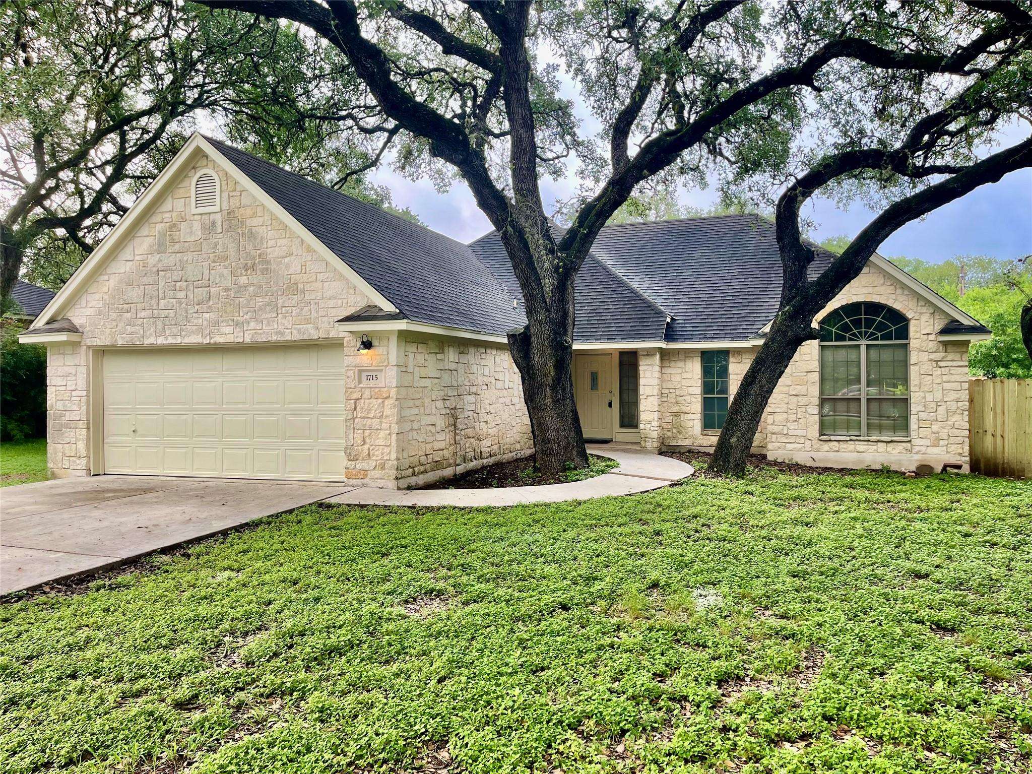 1715 Ramona CIR, San Marcos, TX 78666