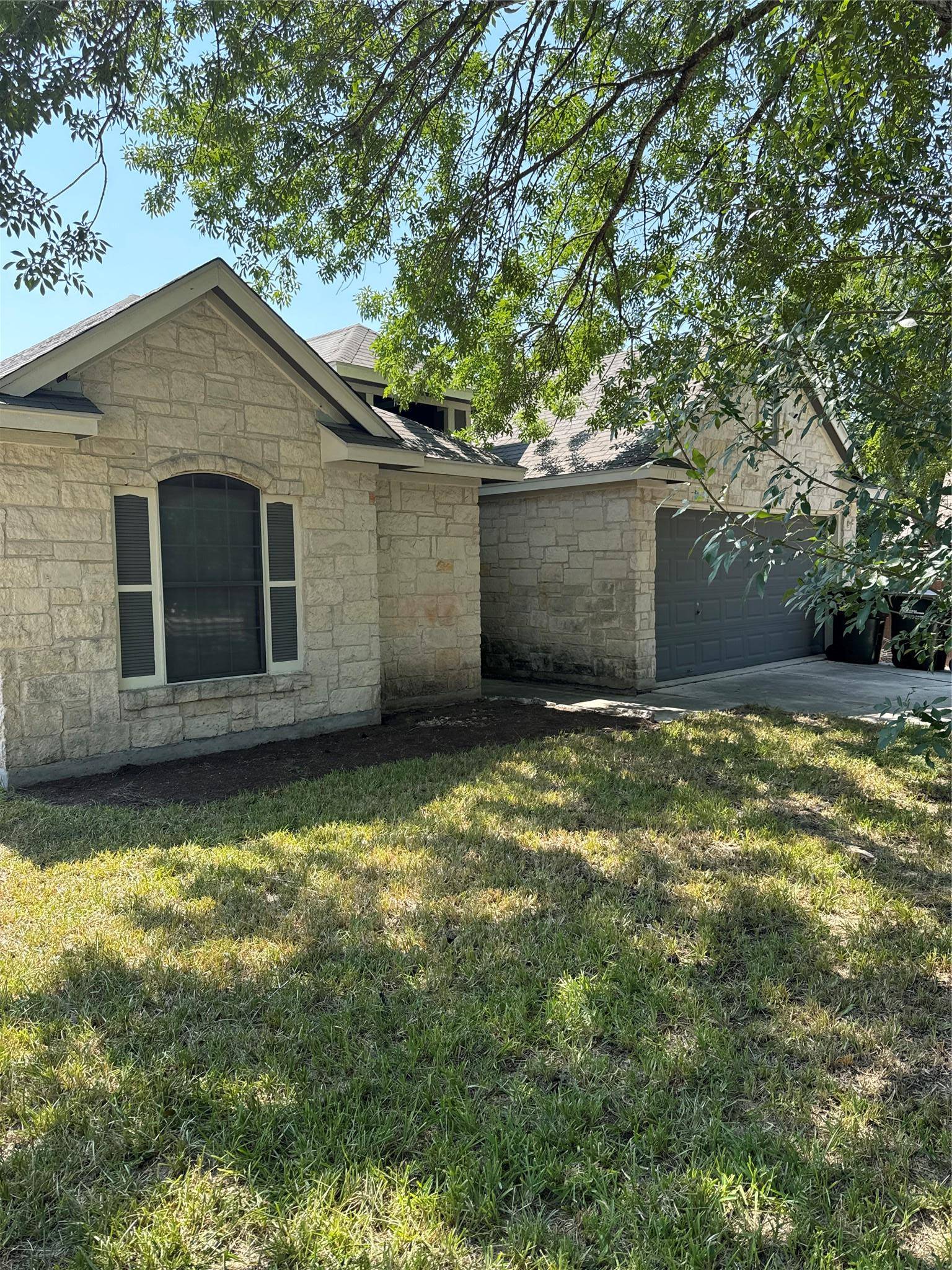 110 Beau LN, Kyle, TX 78640