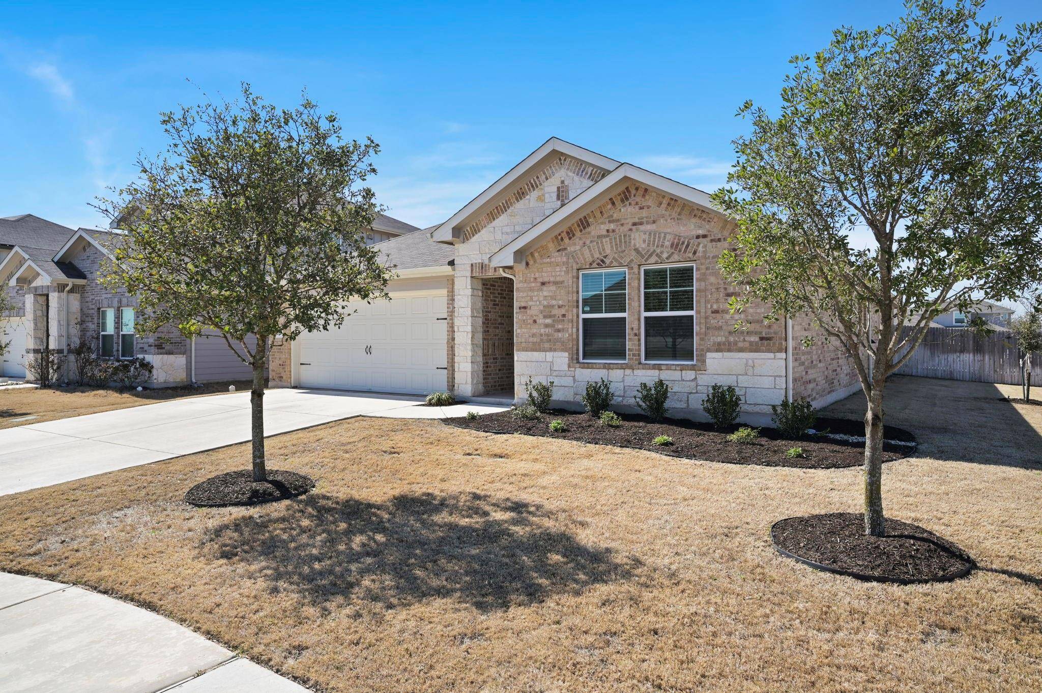 200 Grasslands TRL, Hutto, TX 78634