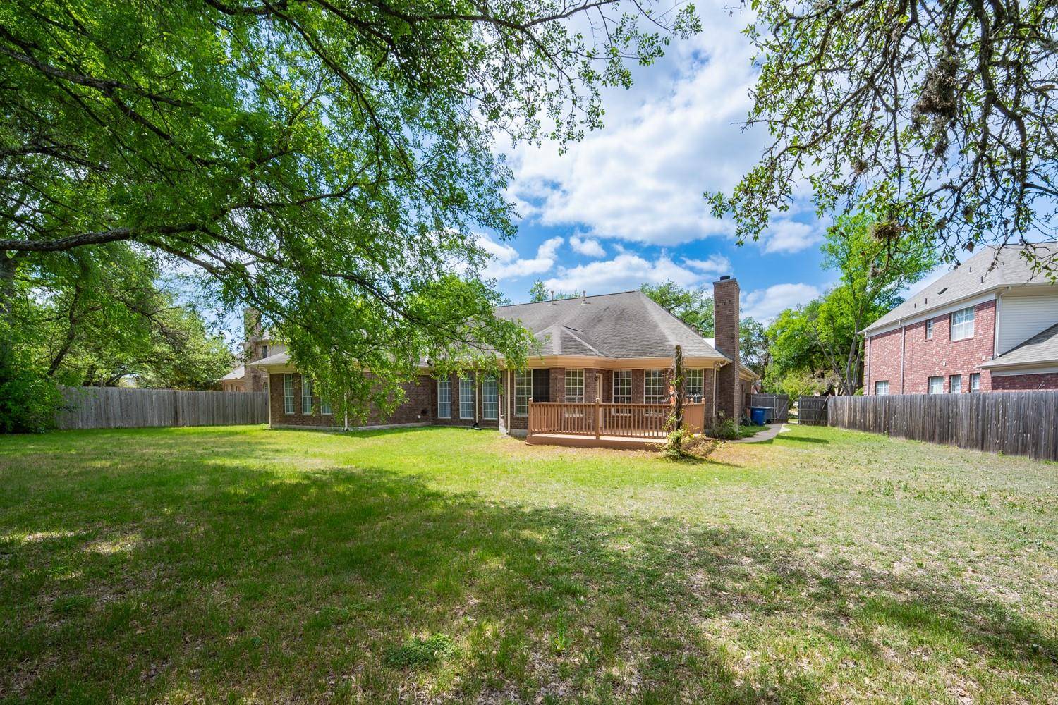 7916 Yaupon DR, Austin, TX 78759