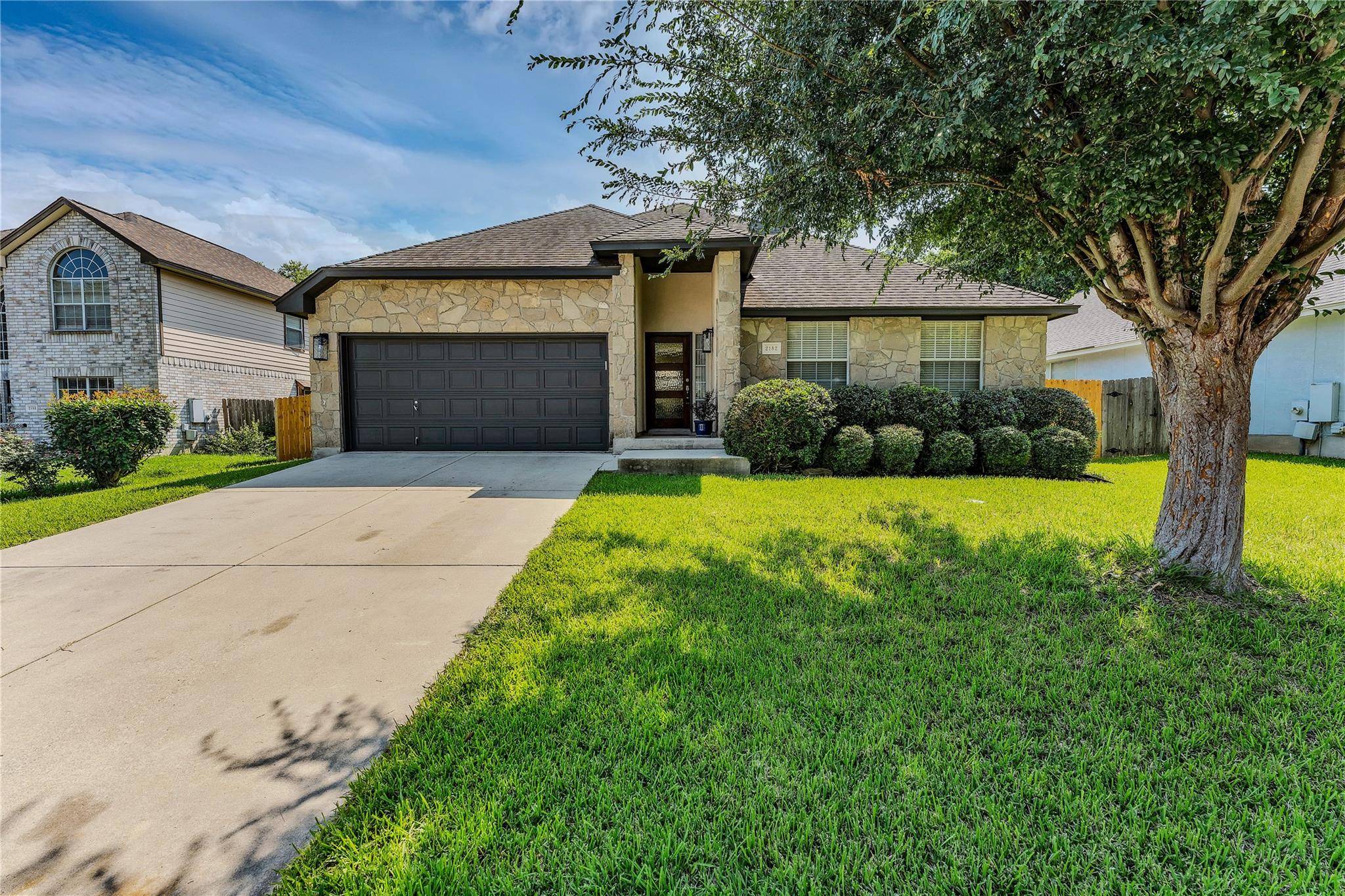 2182 N Ranch Estates BLVD, New Braunfels, TX 78130