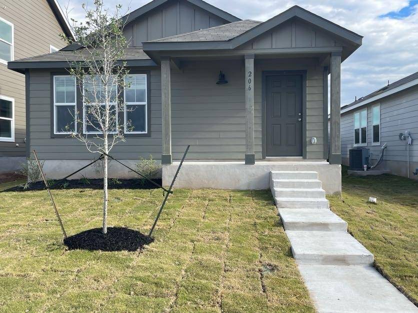 206 Sambre ST, Kyle, TX 78640