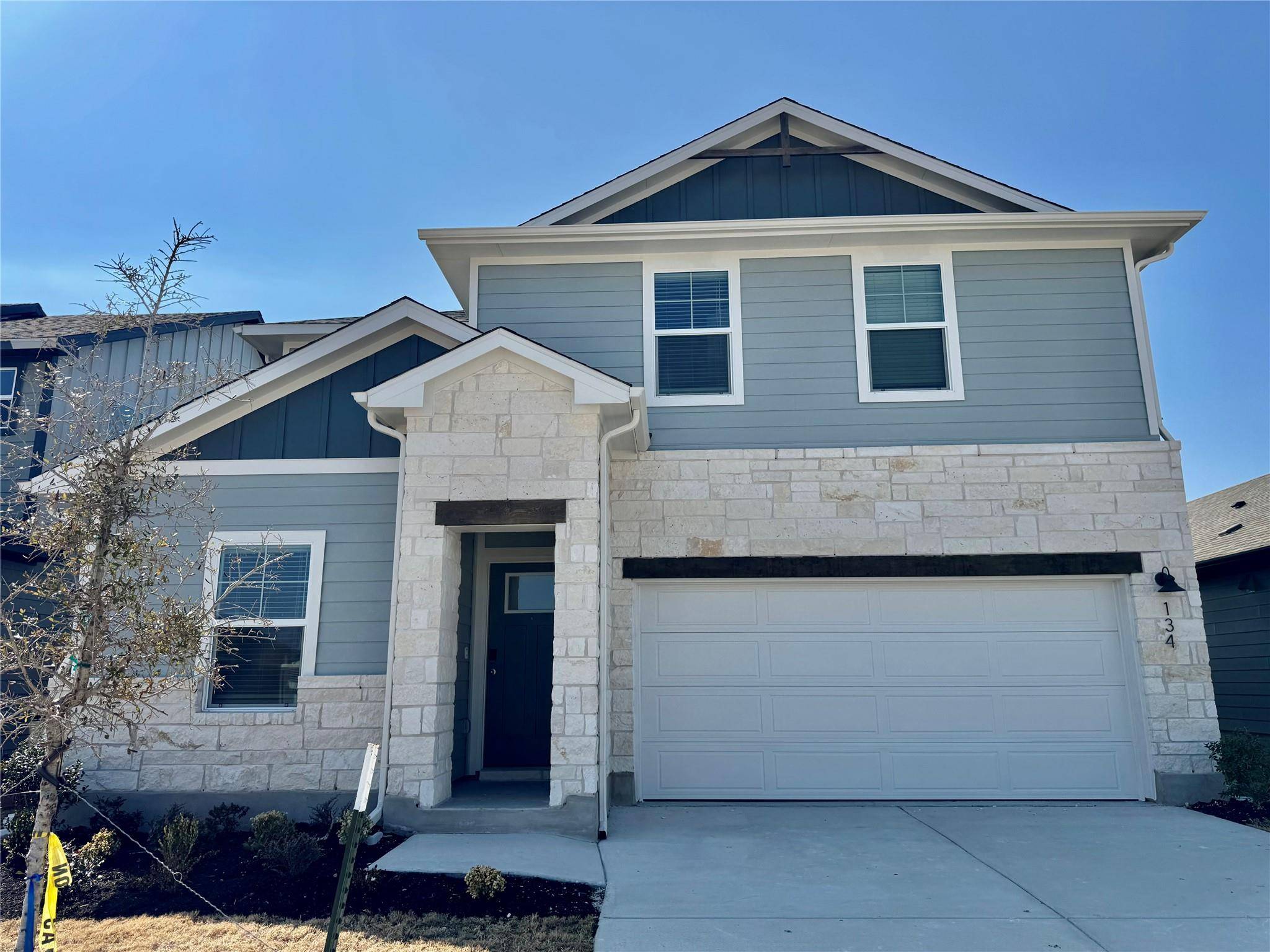 134 Holmby DR, Hutto, TX 78634