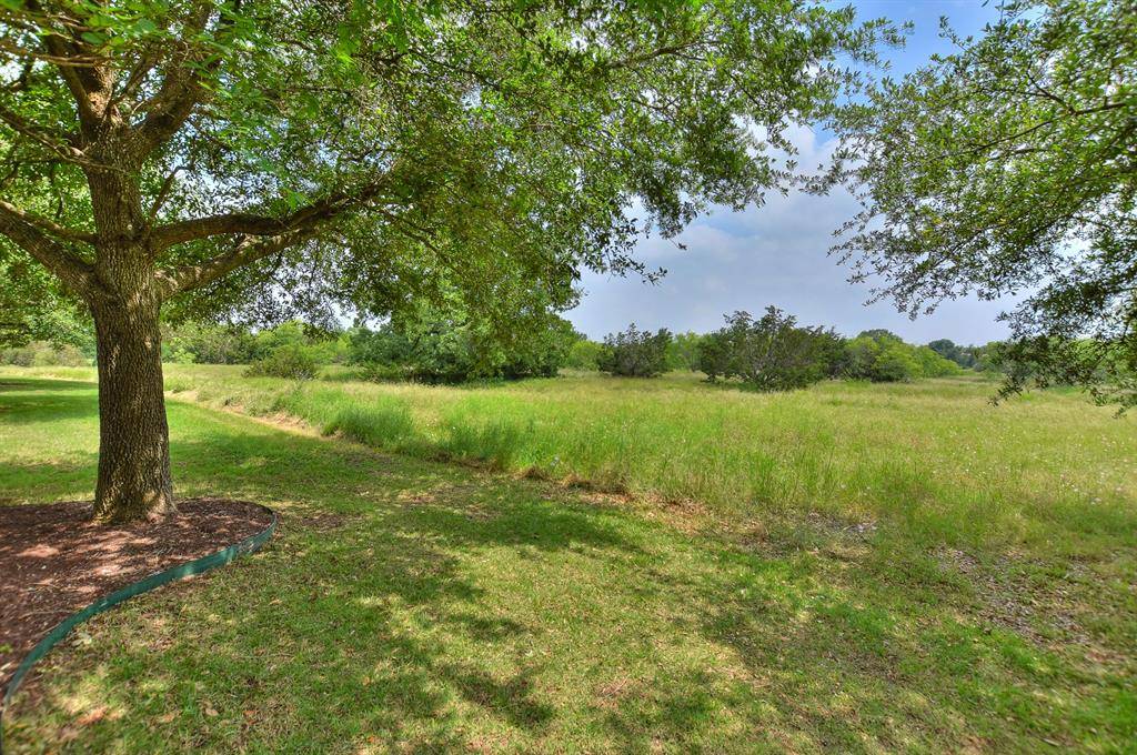 102 Summer RD, Georgetown, TX 78633