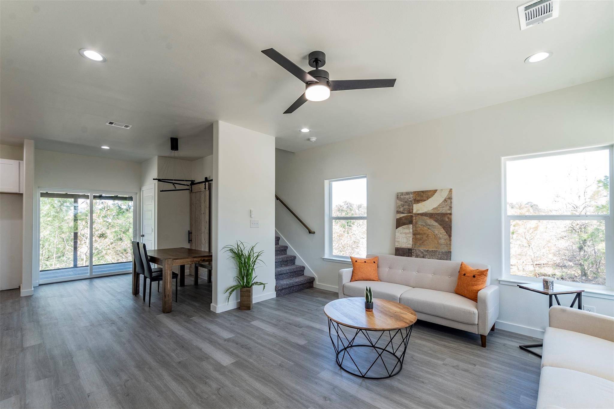 316 Tahitian DR, Bastrop, TX 78602