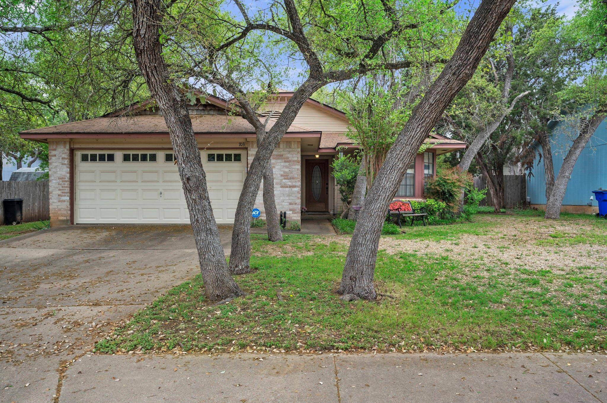 703 Live Oak DR, Cedar Park, TX 78613