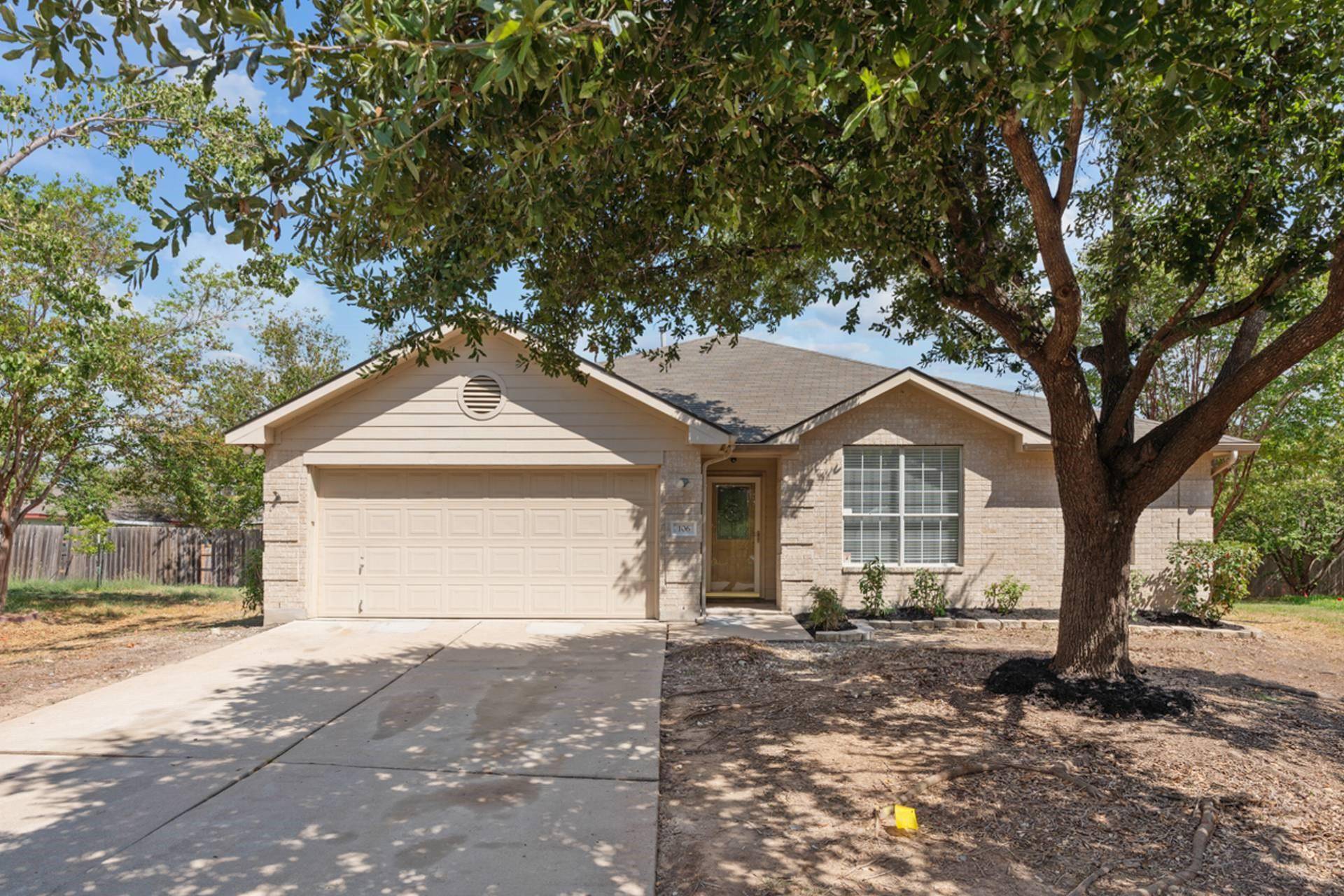 106 Brock CV, Hutto, TX 78634