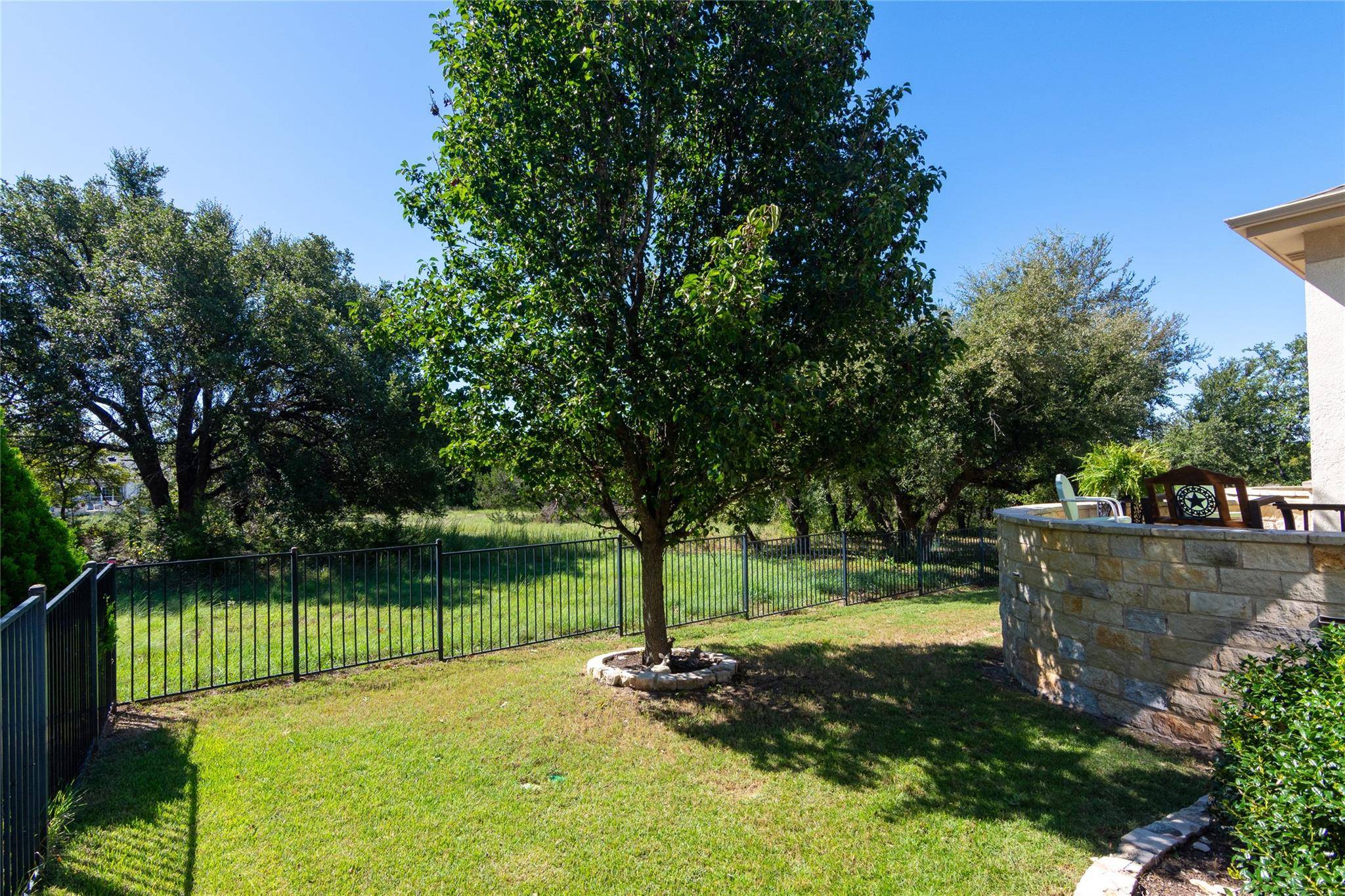 411 Palmetto DR, Georgetown, TX 78633