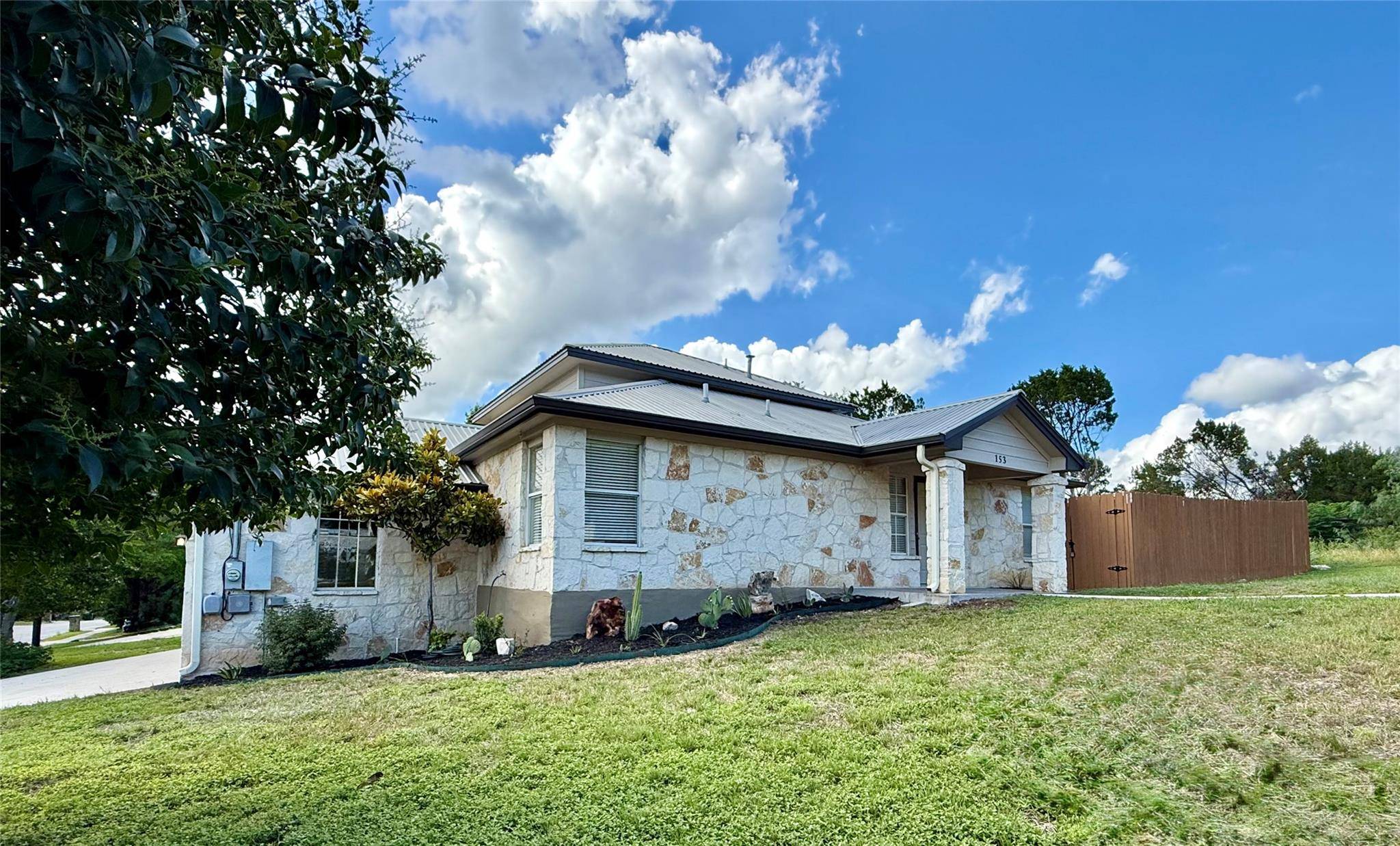153 Dolly ST, San Marcos, TX 78666