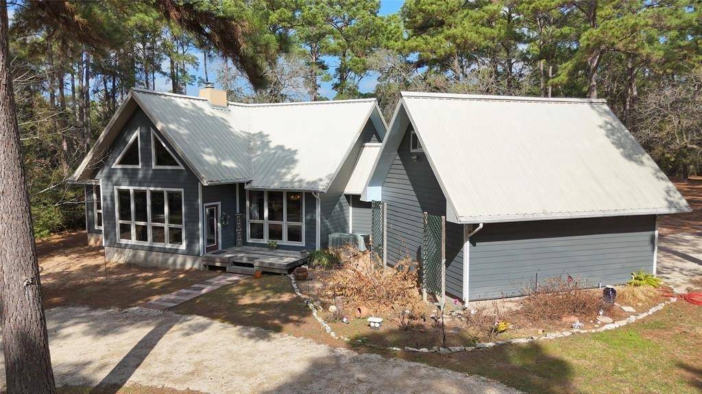 130 Gnome Hollow DR, Bastrop, TX 78602