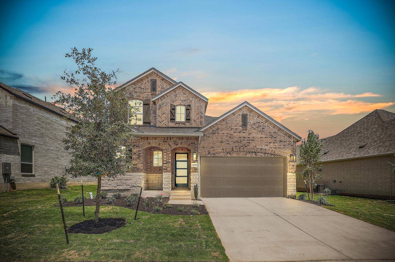 1225 Highcrest DR, Georgetown, TX 78628