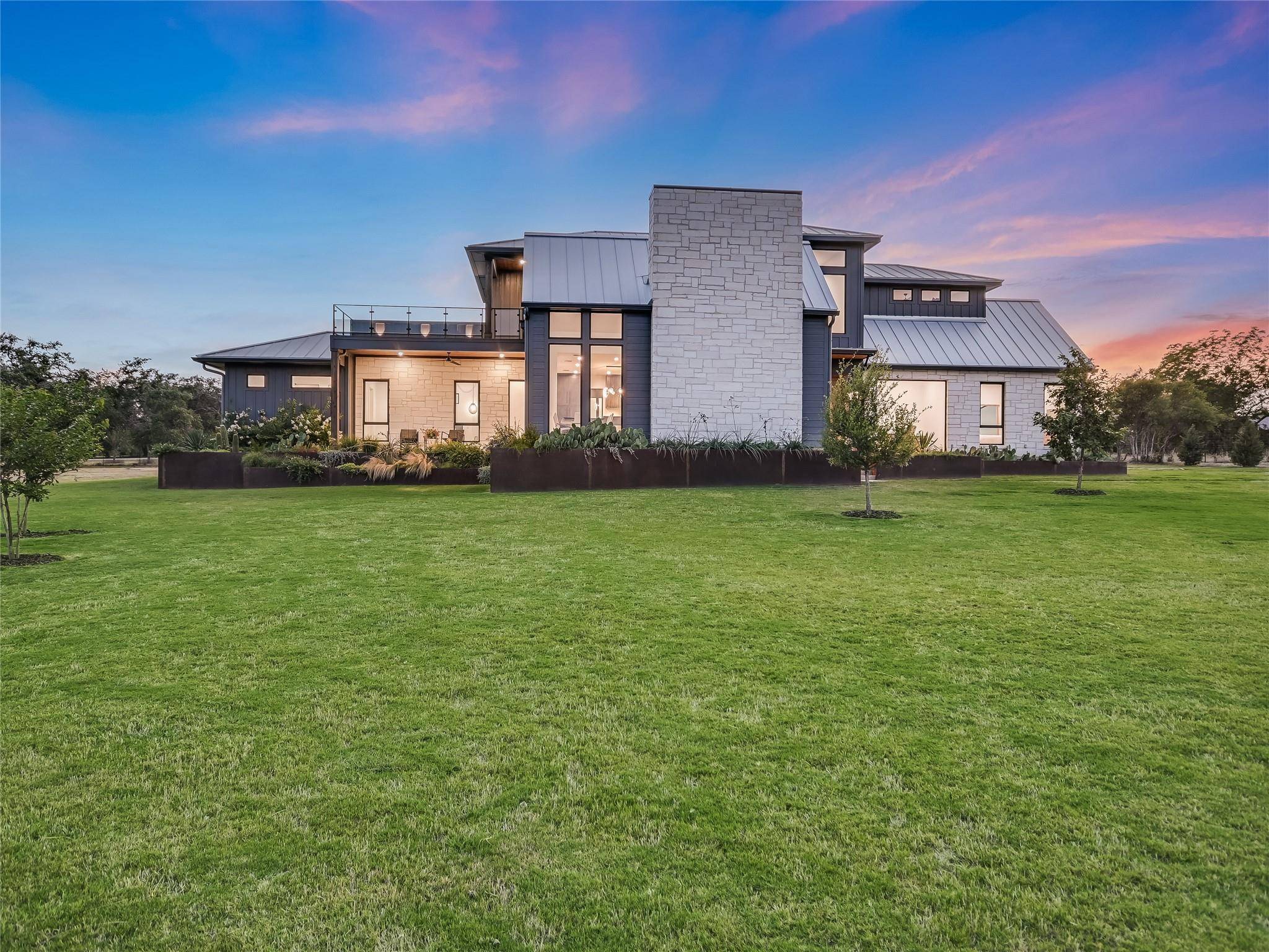 254 Flat Creek TRL, Wimberley, TX 78676