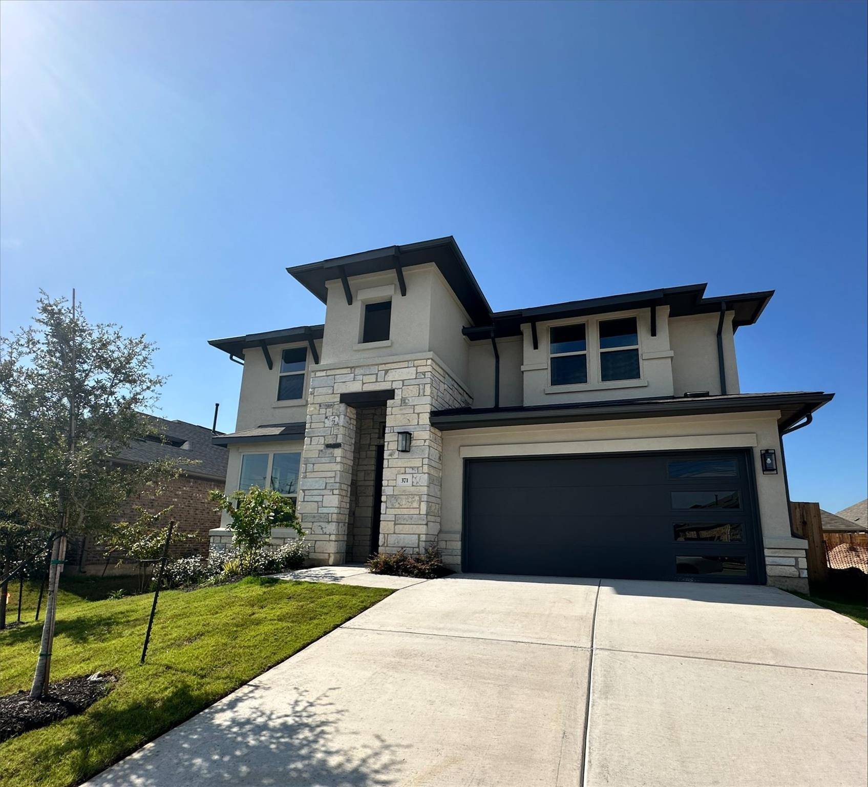 371 Sugar Cane RD, Buda, TX 78610