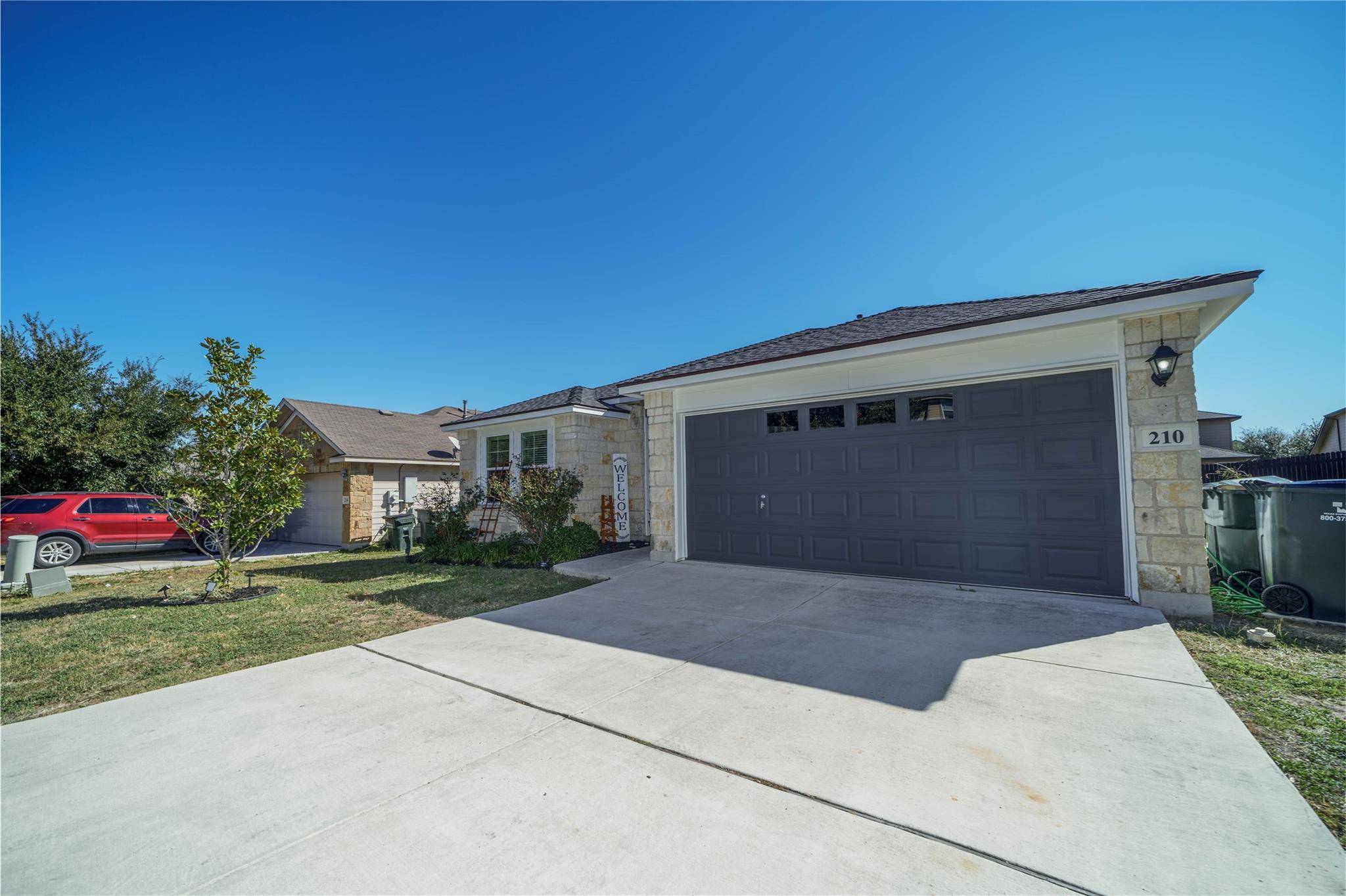 210 Brazoria TRL, San Marcos, TX 78666