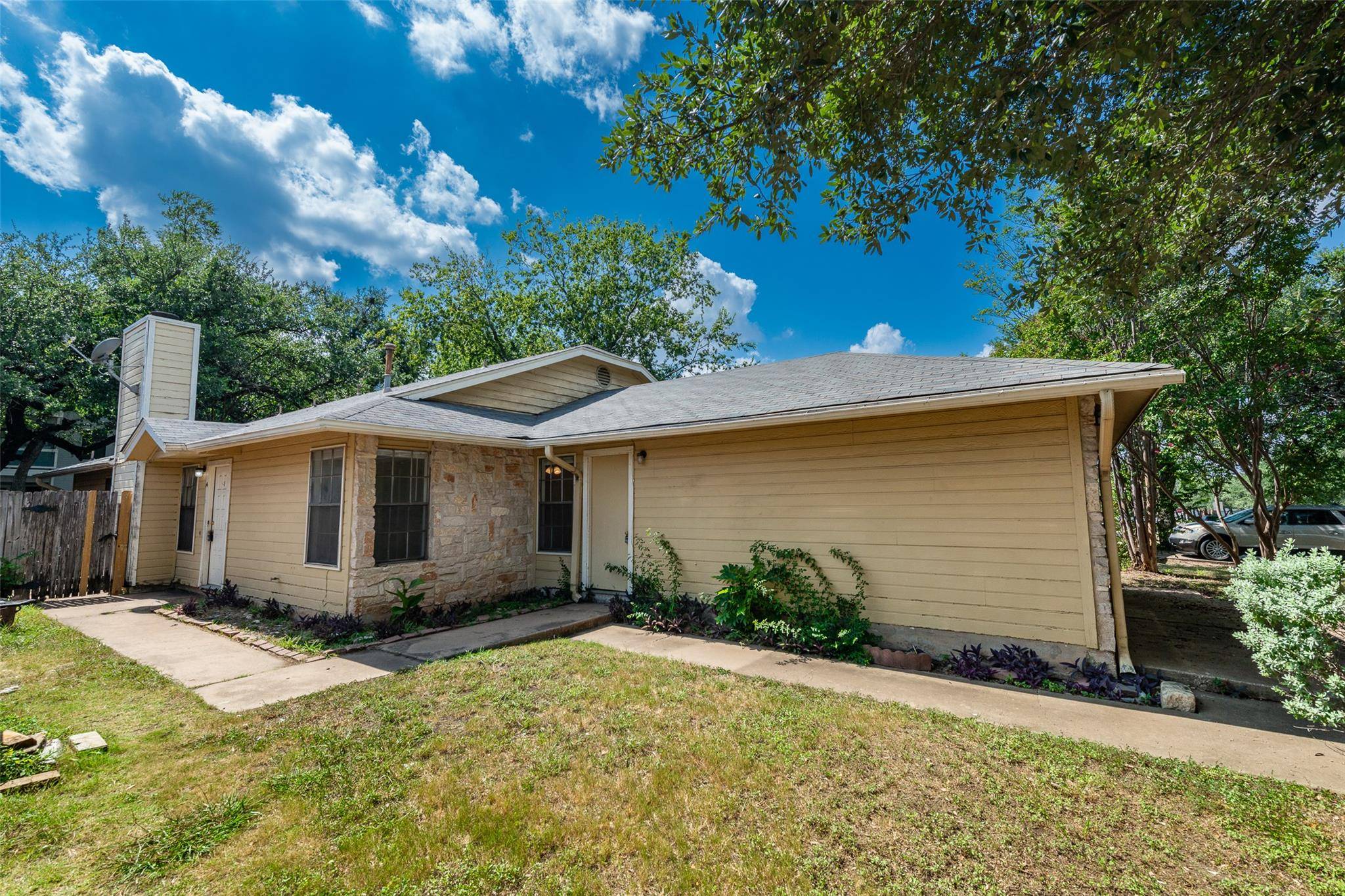 12406 Deer Falls DR #A/B, Austin, TX 78729