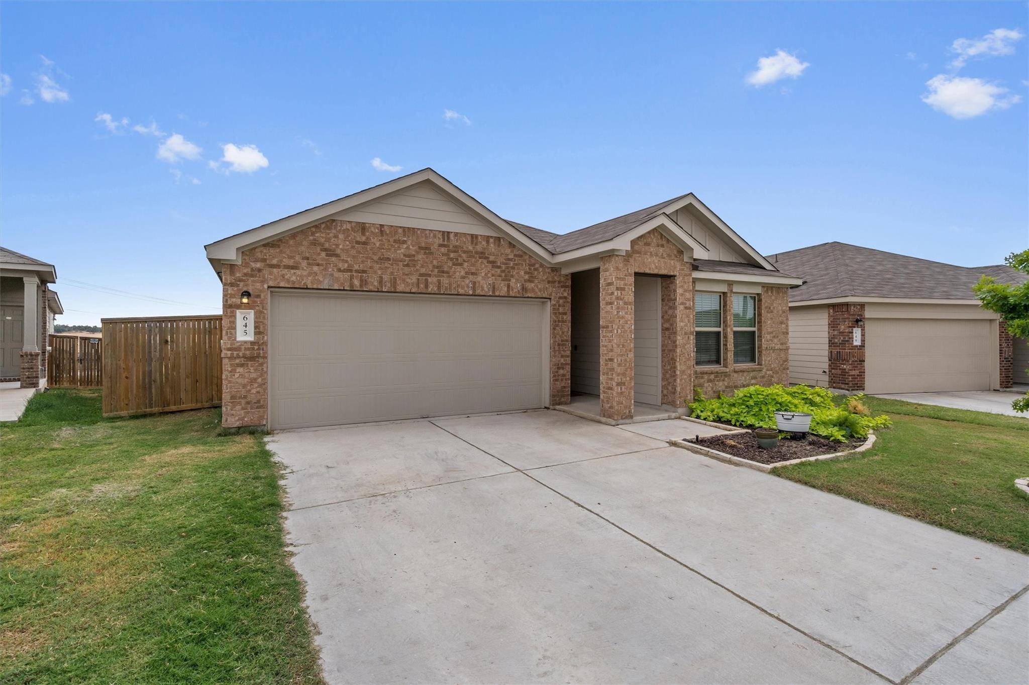 645 Xanadu DR #22N, Jarrell, TX 76537