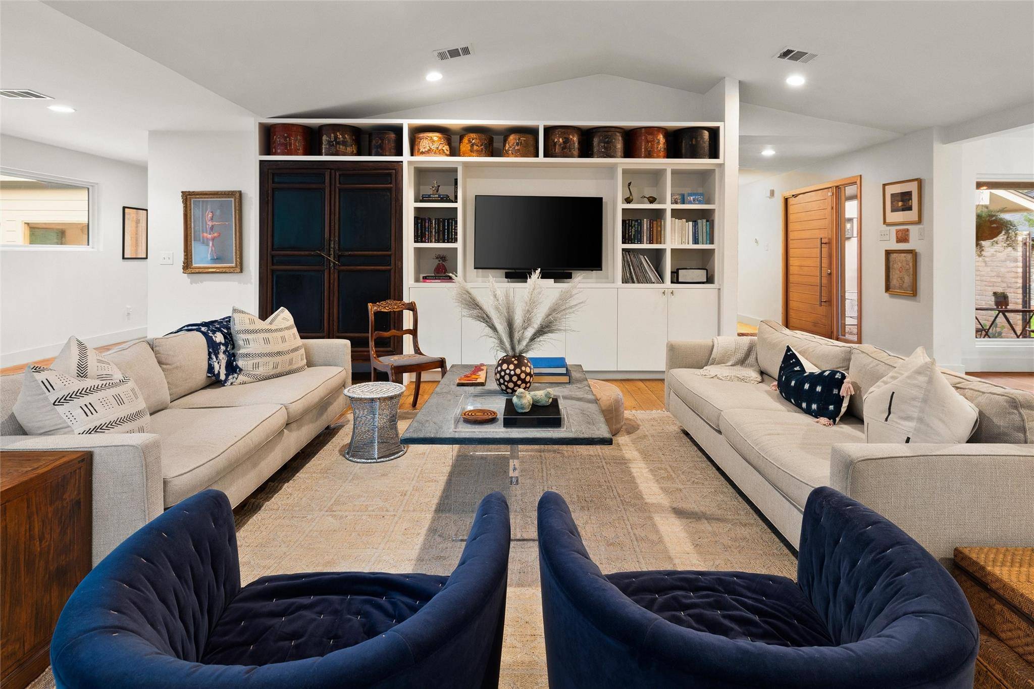 7203 Running Rope CIR, Austin, TX 78731