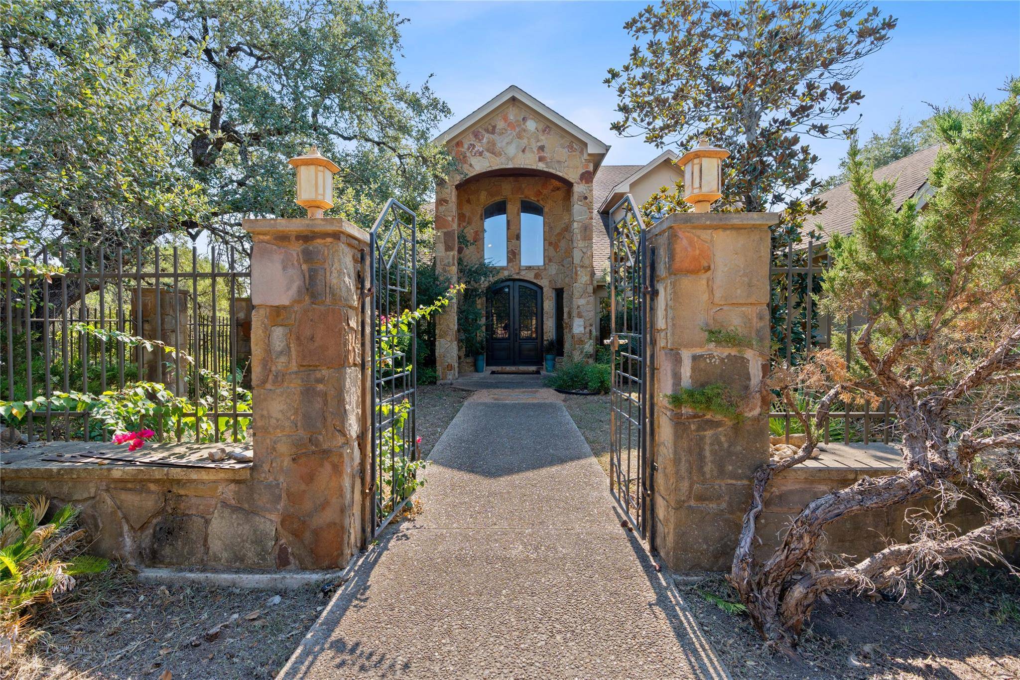 451 Clark CV, Buda, TX 78610